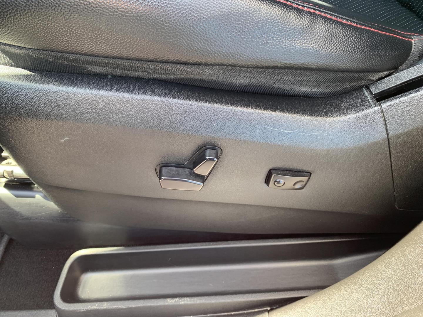 2017 MAROON /BLACK Dodge Grand Caravan GT (2C4RDGEG8HR) with an 3.6L V6 DOHC 24V engine, Automatic transmission, located at 506 S. Kingshighway, Cape Girardeau, MO, 63703, (573) 235-5000, 37.294991, -89.553635 - 2017 Dodge Grand Caravan GT 144,xxx miles Bluetooth Heated Leather Seats Heated Steering Wheel Front Wheel Drive Power Sliding Doors Backup Camera We have financing available and we accept trades! Fill out a credit application on our website or come by today! If you have any questions, gi - Photo#17