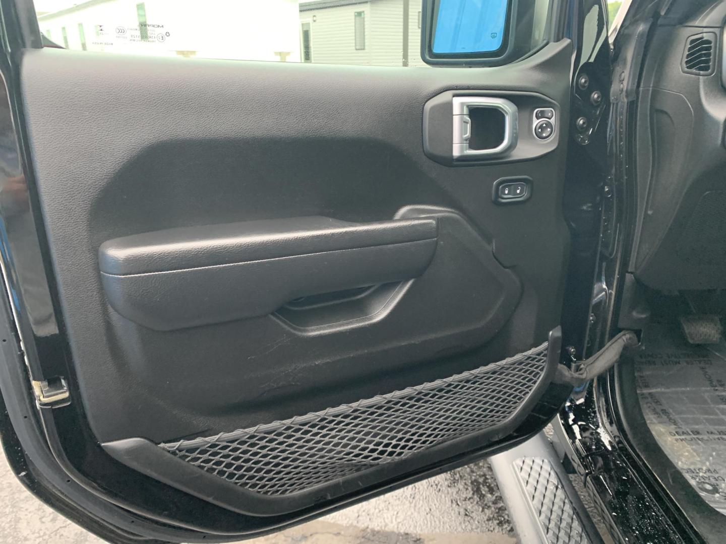 2023 BLACK /BLACK Jeep Gladiator Sport (1C6HJTAG5PL) with an 3.6L V6 DOHC 24V engine, Automatic transmission, located at 506 S. Kingshighway, Cape Girardeau, MO, 63703, (573) 235-5000, 37.294991, -89.553635 - 2023 Jeep Gladiator Sport 63,xxx miles Power Windows Removable Hardtop Cruise Bluetooth Power Mirros Backup Cam Keyless Entry Remote Start We have financing available and we accept trades! Fill out a credit application on our website or come by today! If you have any questions, give us - Photo#17