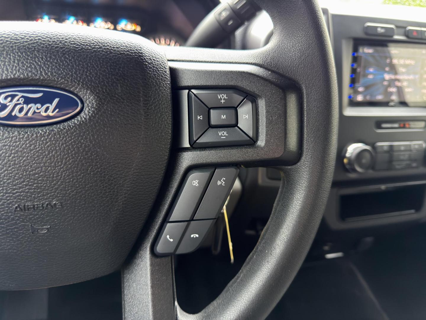 2017 SILVER /Gray Ford F-150 XLT SuperCrew 6.5-ft. Bed 4WD (1FTEW1EG5HF) with an 3.5L V6 TURBO engine, Automatic transmission, located at 2990 Old Orchard Rd., Jackson, MO, 63755, 37.354214, -89.612106 - 2017 Ford F-150 XLT 118xxx miles 4x4 3.5L V6 Automatic Backup Camera Bluetooth Remote Start Cruise Power Windows/Locks/Mirrors We have financing available and we accept trades! Fill out a credit application on our website or come by today! If you have any questions, give us a call at (573 - Photo#21