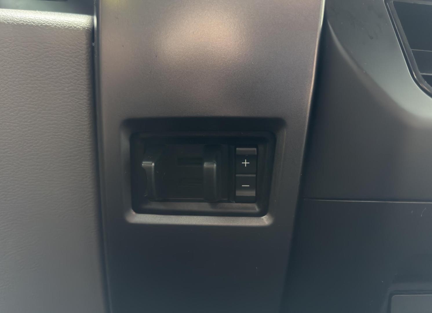 2017 SILVER /Gray Ford F-150 XLT SuperCrew 6.5-ft. Bed 4WD (1FTEW1EG5HF) with an 3.5L V6 TURBO engine, Automatic transmission, located at 2990 Old Orchard Rd., Jackson, MO, 63755, 37.354214, -89.612106 - 2017 Ford F-150 XLT 118xxx miles 4x4 3.5L V6 Automatic Backup Camera Bluetooth Remote Start Cruise Power Windows/Locks/Mirrors We have financing available and we accept trades! Fill out a credit application on our website or come by today! If you have any questions, give us a call at (573 - Photo#28