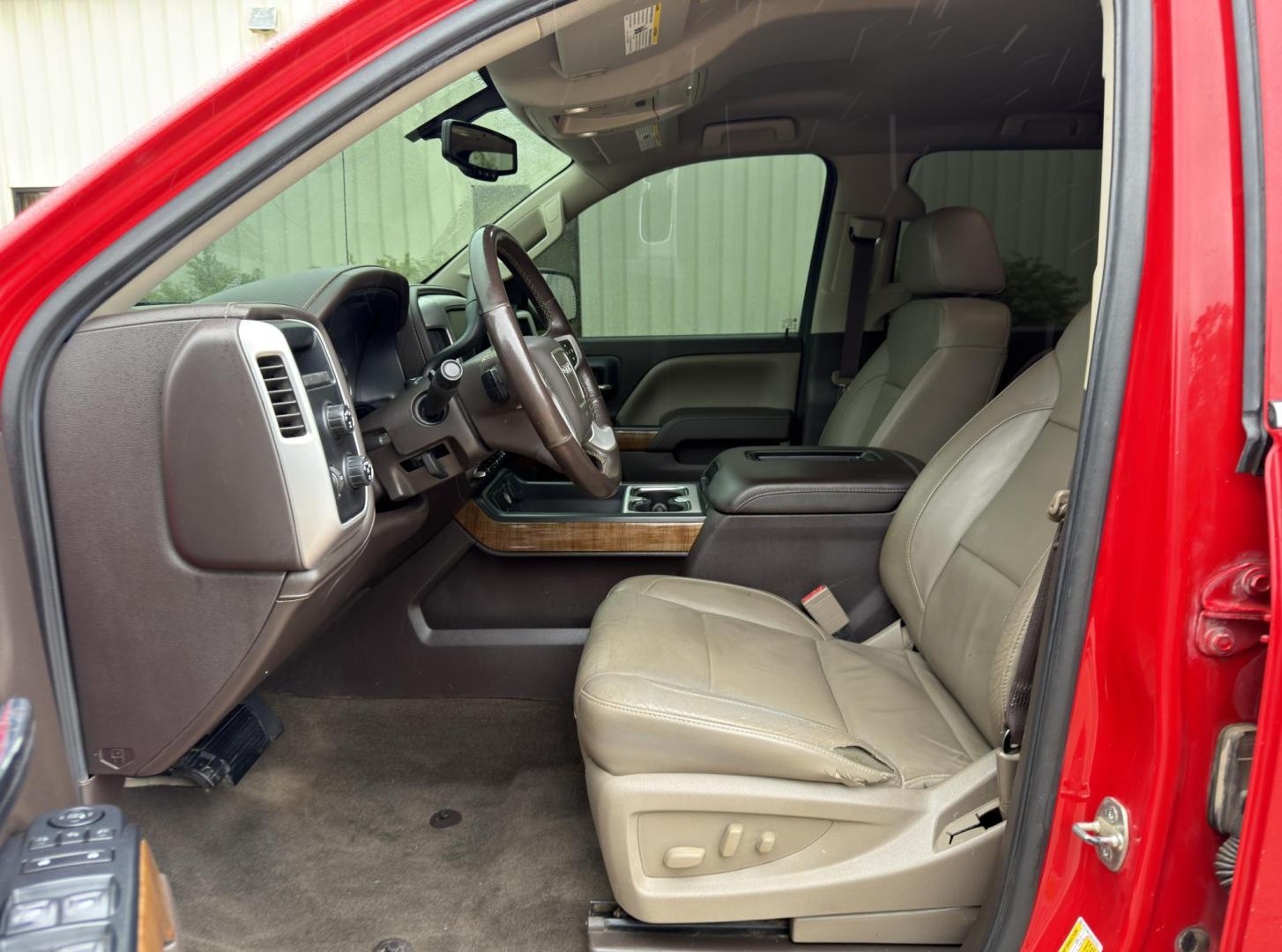 2017 RED /Tan GMC Sierra 1500 SLT Crew Cab 4WD (3GTU2NEC3HG) with an 5.3L V8 engine, Automatic transmission, located at 2990 Old Orchard Rd., Jackson, MO, 63755, 37.354214, -89.612106 - 2017 GMC Sierra 1500 SLT 160xxx miles 4x4 5.3L V8 Automatic Leather Navigation Power/Heated Seats Heated Steering Wheel Backup Camera Bluetooth Remote Start Cruise Power Windows/Locks/Mirrors We have financing available and we accept trades! Fill out a credit application on our website - Photo#15