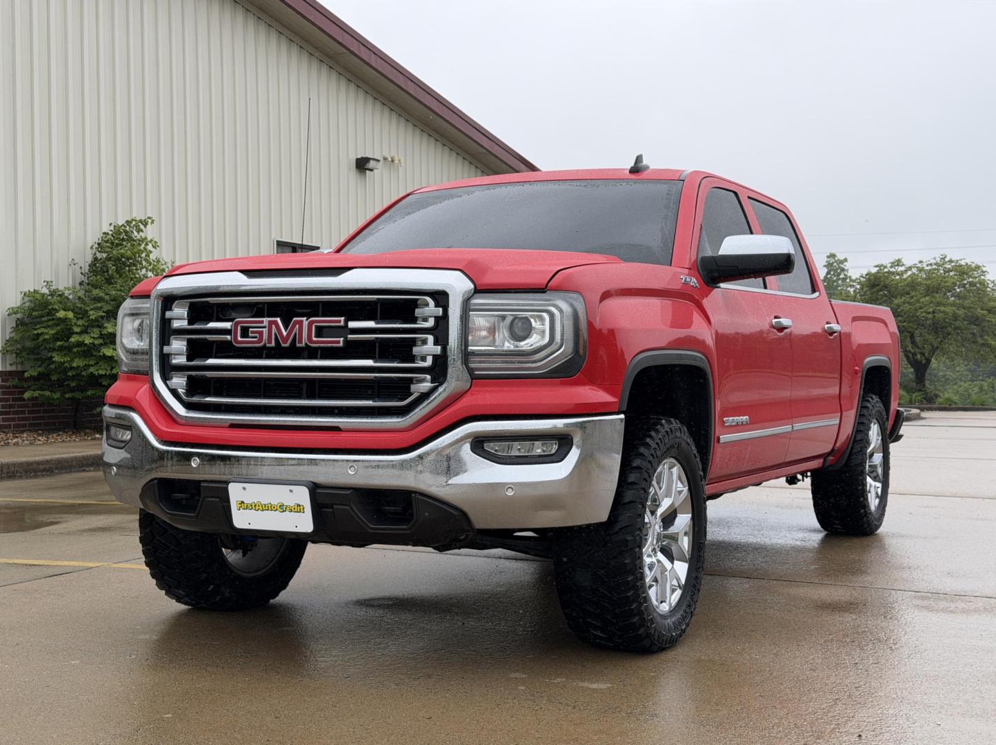 2017 RED /Tan GMC Sierra 1500 SLT Crew Cab 4WD (3GTU2NEC3HG) with an 5.3L V8 engine, Automatic transmission, located at 2990 Old Orchard Rd., Jackson, MO, 63755, 37.354214, -89.612106 - 2017 GMC Sierra 1500 SLT 160xxx miles 4x4 5.3L V8 Automatic Leather Navigation Power/Heated Seats Heated Steering Wheel Backup Camera Bluetooth Remote Start Cruise Power Windows/Locks/Mirrors We have financing available and we accept trades! Fill out a credit application on our website - Photo#7