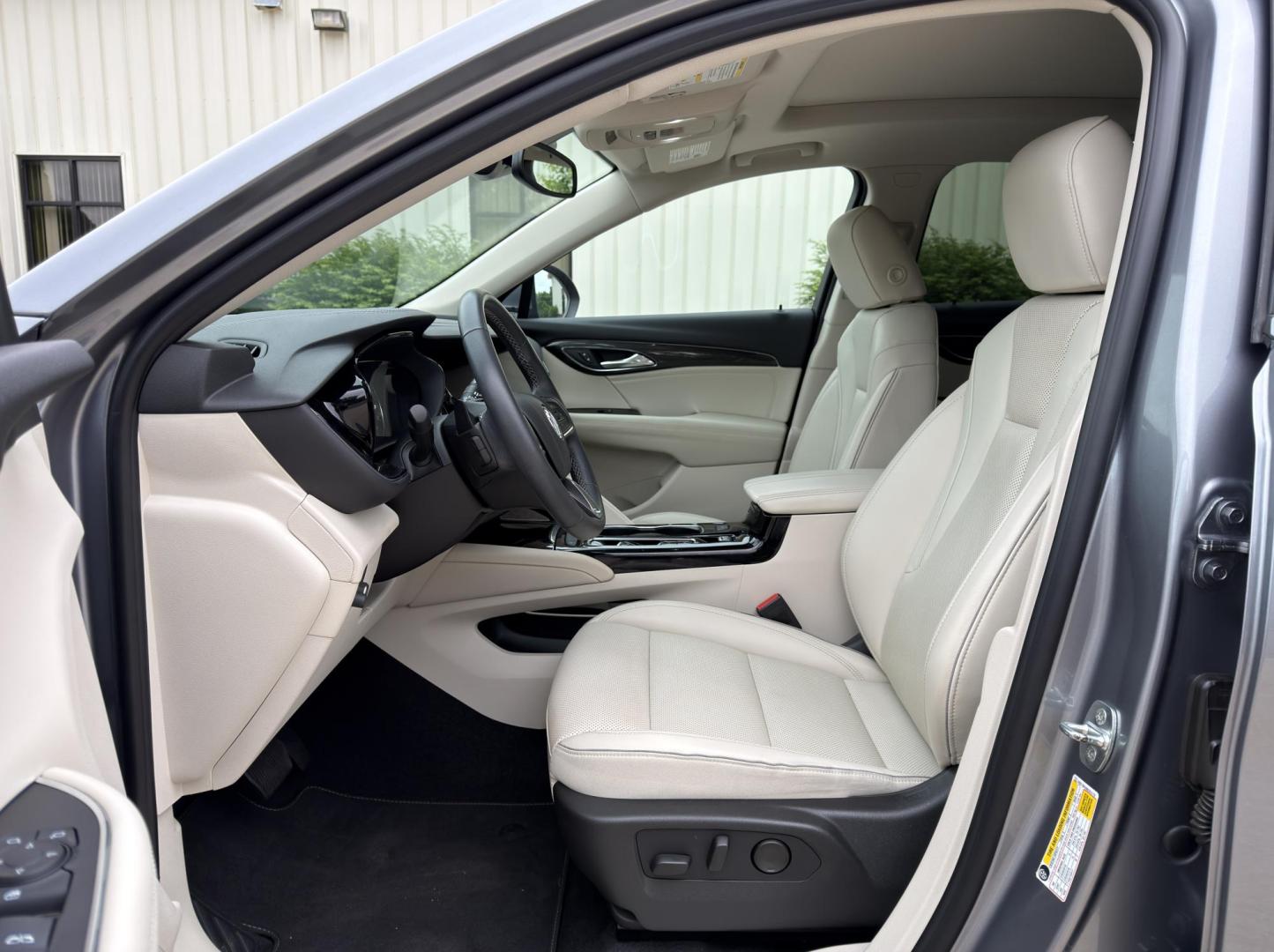 2022 GRAY /Tan Buick Envision Essense (LRBFZNR49ND) with an 2.0L 4 Cyl. TURBO engine, Automatic transmission, located at 2990 Old Orchard Rd., Jackson, MO, 63755, 37.354214, -89.612106 - 2022 Buick Envision Essence 1-Owner 42xxx miles Front Wheel Drive 2.0L 4 Cyl. Automatic Leather Backup Camera Power/Heated Seats Heated Steering Wheel Sunroof Bluetooth Remote Start Cruise Power Windows/Locks/Mirrors We have financing available and we accept trades! Fill out a credit - Photo#15