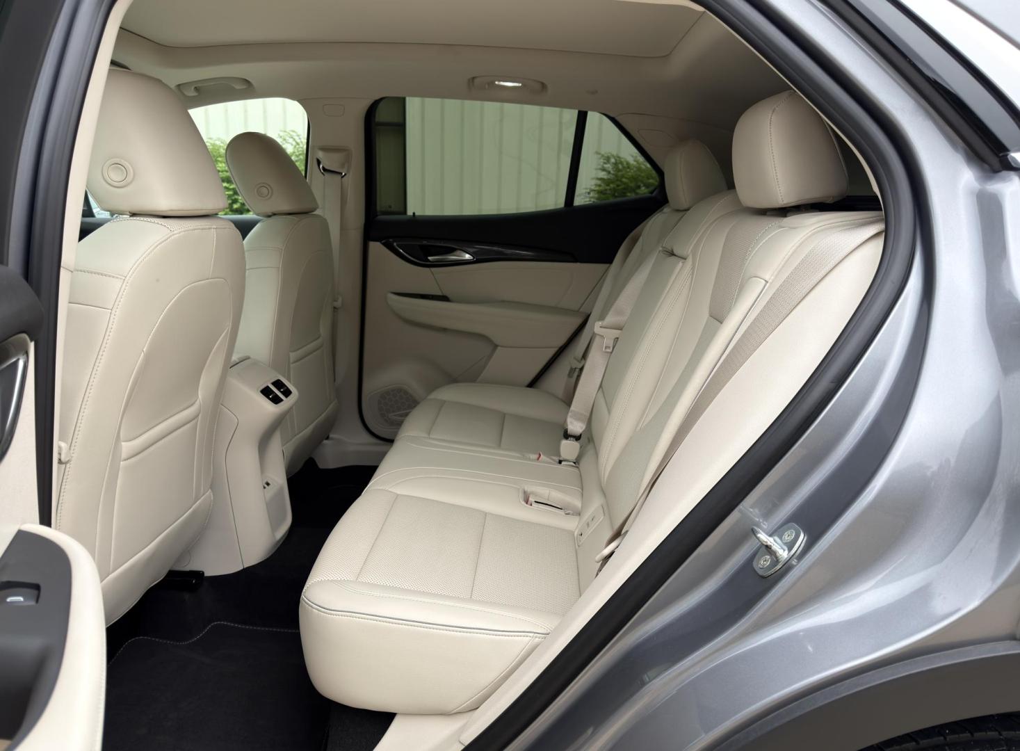 2022 GRAY /Tan Buick Envision Essense (LRBFZNR49ND) with an 2.0L 4 Cyl. TURBO engine, Automatic transmission, located at 2990 Old Orchard Rd., Jackson, MO, 63755, 37.354214, -89.612106 - 2022 Buick Envision Essence 1-Owner 42xxx miles Front Wheel Drive 2.0L 4 Cyl. Automatic Leather Backup Camera Power/Heated Seats Heated Steering Wheel Sunroof Bluetooth Remote Start Cruise Power Windows/Locks/Mirrors We have financing available and we accept trades! Fill out a credit - Photo#18