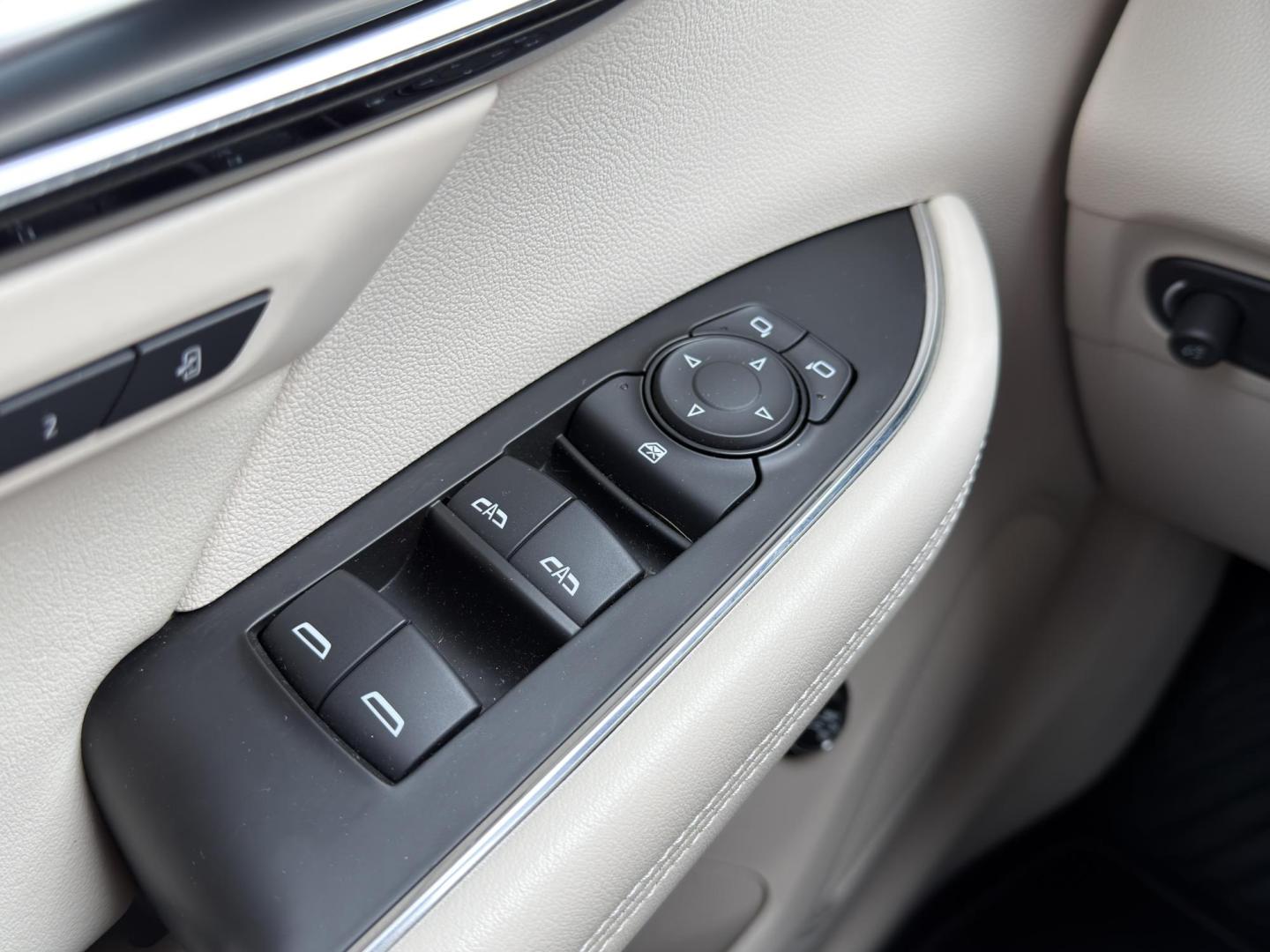 2022 GRAY /Tan Buick Envision Essense (LRBFZNR49ND) with an 2.0L 4 Cyl. TURBO engine, Automatic transmission, located at 2990 Old Orchard Rd., Jackson, MO, 63755, 37.354214, -89.612106 - 2022 Buick Envision Essence 1-Owner 42xxx miles Front Wheel Drive 2.0L 4 Cyl. Automatic Leather Backup Camera Power/Heated Seats Heated Steering Wheel Sunroof Bluetooth Remote Start Cruise Power Windows/Locks/Mirrors We have financing available and we accept trades! Fill out a credit - Photo#32