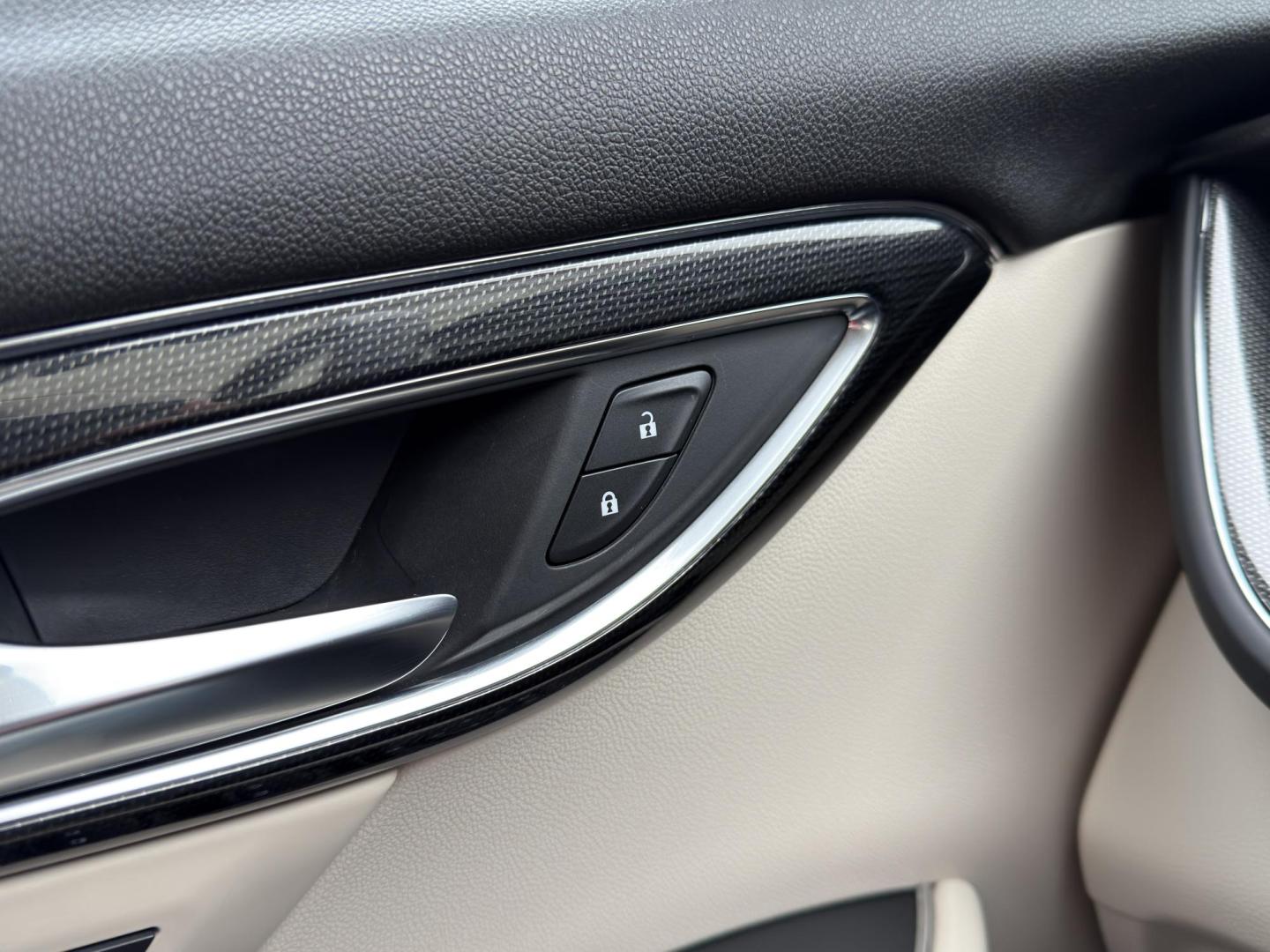 2022 GRAY /Tan Buick Envision Essense (LRBFZNR49ND) with an 2.0L 4 Cyl. TURBO engine, Automatic transmission, located at 2990 Old Orchard Rd., Jackson, MO, 63755, 37.354214, -89.612106 - 2022 Buick Envision Essence 1-Owner 42xxx miles Front Wheel Drive 2.0L 4 Cyl. Automatic Leather Backup Camera Power/Heated Seats Heated Steering Wheel Sunroof Bluetooth Remote Start Cruise Power Windows/Locks/Mirrors We have financing available and we accept trades! Fill out a credit - Photo#33