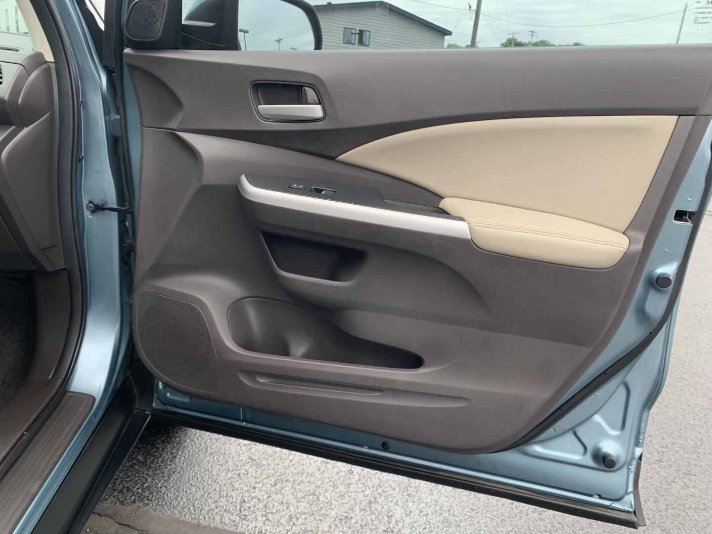 2014 GREEN /TAN Honda CR-V EX-L 4WD (2HKRM4H75EH) with an 2.4L L4 DOHC 16V engine, 5-Speed Automatic transmission, located at 506 S. Kingshighway, Cape Girardeau, MO, 63703, (573) 235-5000, 37.294991, -89.553635 - 2014 Honda CR-V EX-L AWD 76,xxx miles Heated Seats Sunroof Power Seat All Wheel Drive Keyless Entry Power Windows/Locks/Mirrors We have financing available and we accept trades! Fill out a credit application on our website or come by today! If you have any questions, give us a call at (57 - Photo#9