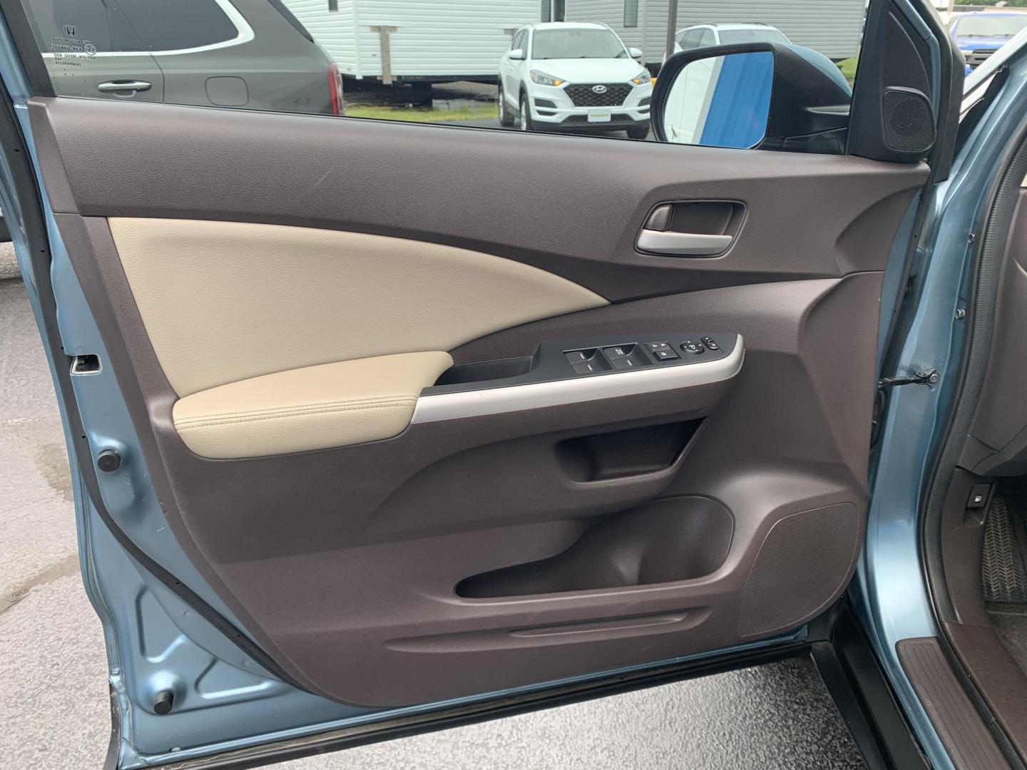 2014 GREEN /TAN Honda CR-V EX-L 4WD (2HKRM4H75EH) with an 2.4L L4 DOHC 16V engine, 5-Speed Automatic transmission, located at 506 S. Kingshighway, Cape Girardeau, MO, 63703, (573) 235-5000, 37.294991, -89.553635 - 2014 Honda CR-V EX-L AWD 76,xxx miles Heated Seats Sunroof Power Seat All Wheel Drive Keyless Entry Power Windows/Locks/Mirrors We have financing available and we accept trades! Fill out a credit application on our website or come by today! If you have any questions, give us a call at (57 - Photo#16