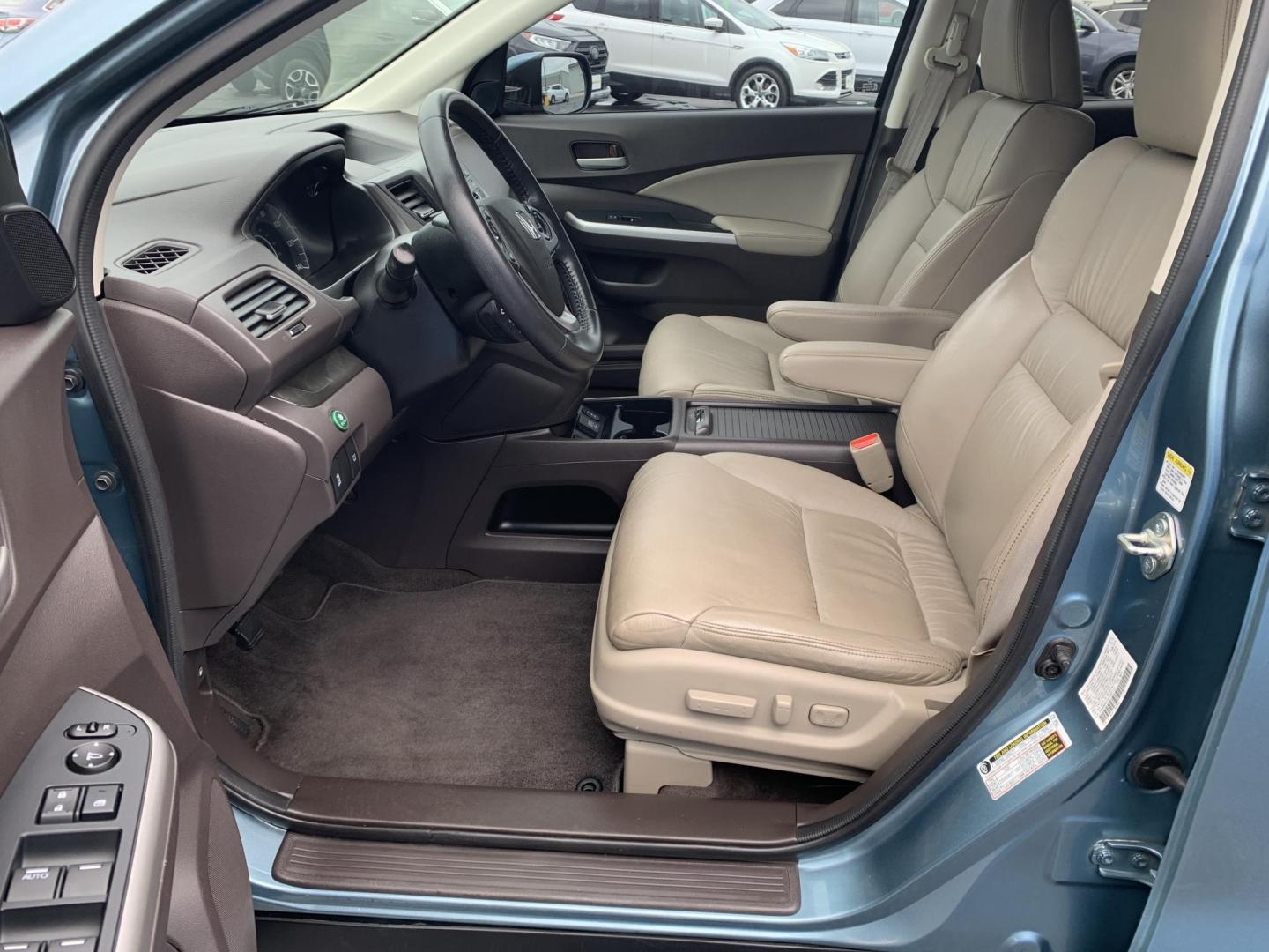 2014 GREEN /TAN Honda CR-V EX-L 4WD (2HKRM4H75EH) with an 2.4L L4 DOHC 16V engine, 5-Speed Automatic transmission, located at 506 S. Kingshighway, Cape Girardeau, MO, 63703, (573) 235-5000, 37.294991, -89.553635 - 2014 Honda CR-V EX-L AWD 76,xxx miles Heated Seats Sunroof Power Seat All Wheel Drive Keyless Entry Power Windows/Locks/Mirrors We have financing available and we accept trades! Fill out a credit application on our website or come by today! If you have any questions, give us a call at (57 - Photo#17