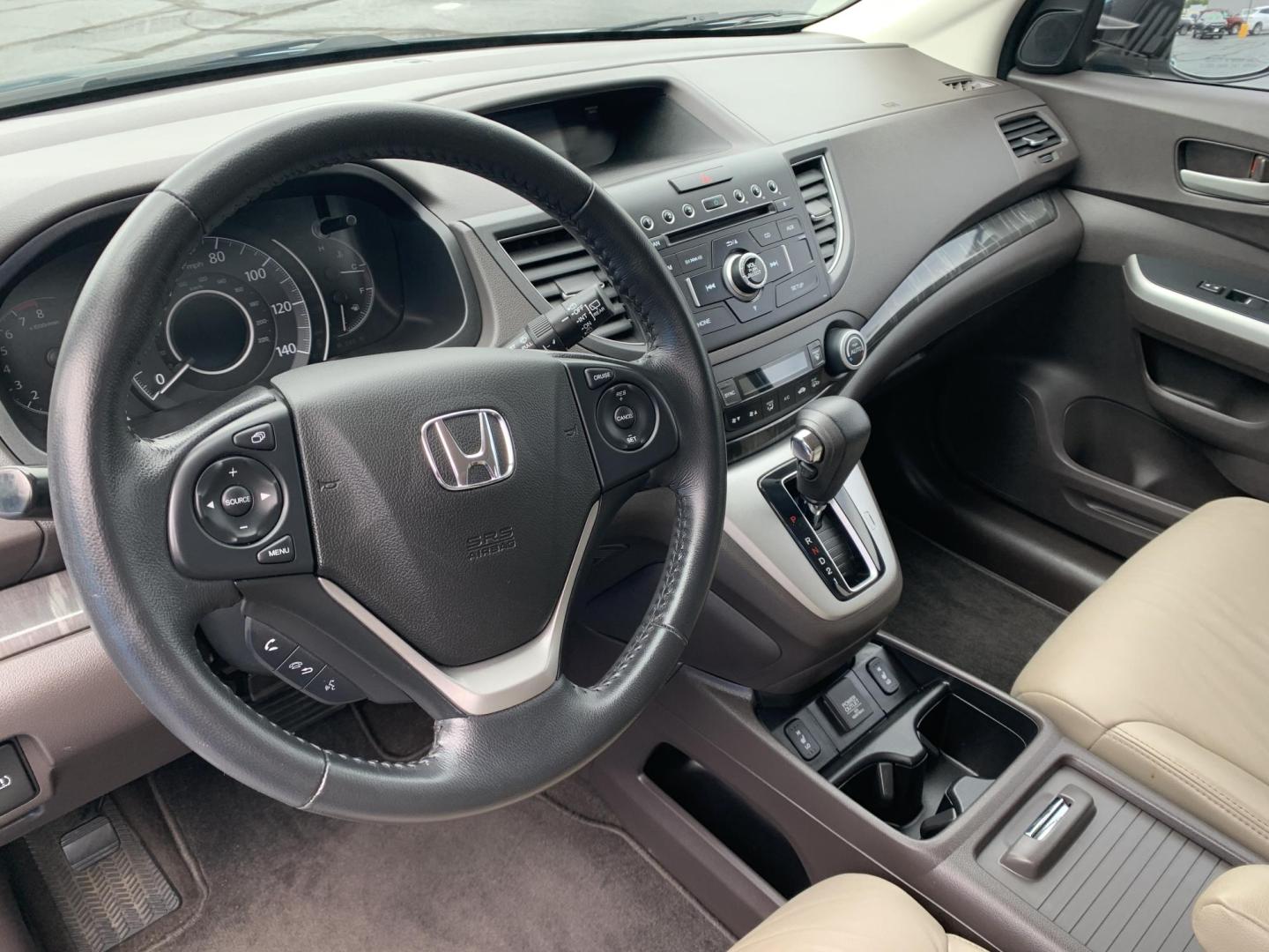 2014 GREEN /TAN Honda CR-V EX-L 4WD (2HKRM4H75EH) with an 2.4L L4 DOHC 16V engine, 5-Speed Automatic transmission, located at 506 S. Kingshighway, Cape Girardeau, MO, 63703, (573) 235-5000, 37.294991, -89.553635 - 2014 Honda CR-V EX-L AWD 76,xxx miles Heated Seats Sunroof Power Seat All Wheel Drive Keyless Entry Power Windows/Locks/Mirrors We have financing available and we accept trades! Fill out a credit application on our website or come by today! If you have any questions, give us a call at (57 - Photo#23