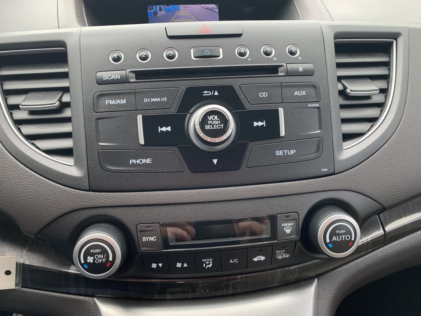 2014 GREEN /TAN Honda CR-V EX-L 4WD (2HKRM4H75EH) with an 2.4L L4 DOHC 16V engine, 5-Speed Automatic transmission, located at 506 S. Kingshighway, Cape Girardeau, MO, 63703, (573) 235-5000, 37.294991, -89.553635 - 2014 Honda CR-V EX-L AWD 76,xxx miles Heated Seats Sunroof Power Seat All Wheel Drive Keyless Entry Power Windows/Locks/Mirrors We have financing available and we accept trades! Fill out a credit application on our website or come by today! If you have any questions, give us a call at (57 - Photo#26