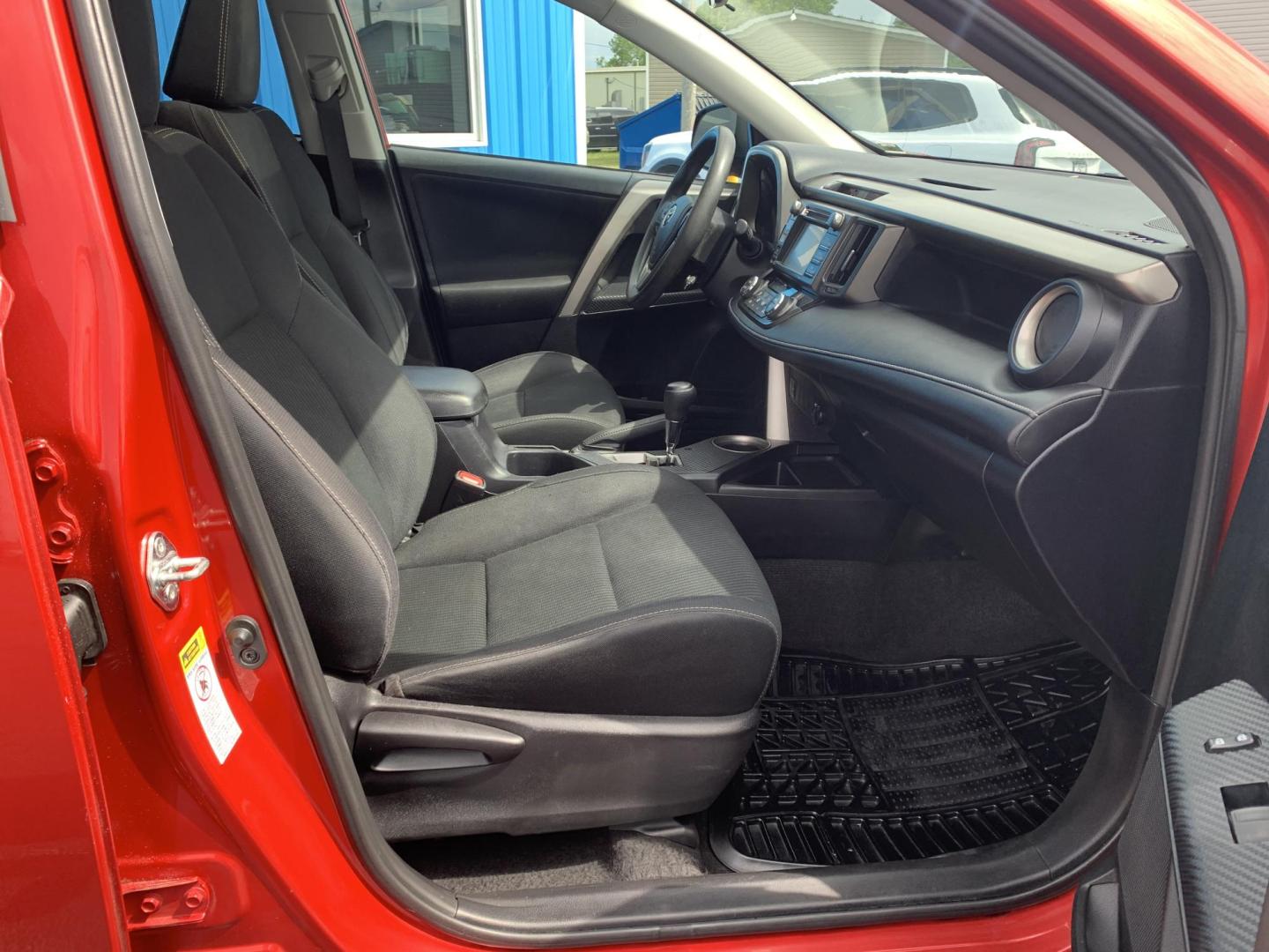2015 RED /BLACK Toyota RAV4 XLE FWD (2T3WFREV0FW) with an 2.5L L4 DOHC 16V engine, Automatic transmission, located at 506 S. Kingshighway, Cape Girardeau, MO, 63703, (573) 235-5000, 37.294991, -89.553635 - 2015 Toyota RAV4 XLE 124,xxx miles Sunroof Backup Cam Bluetooth Front Wheel Drive Keyless Entry Power Windows/Locks/Mirrors We have financing available and we accept trades! Fill out a credit application on our website or come by today! If you have any questions, give us a call at (573) 2 - Photo#11
