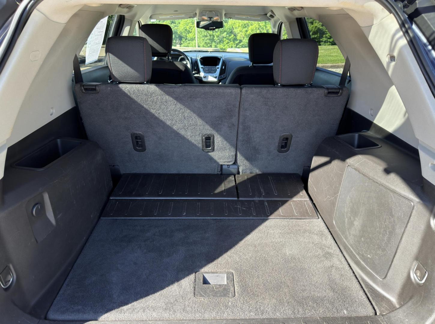 2013 BLUE /Black Chevrolet Equinox 2LT 2WD (2GNALPEKXD6) with an 2.4L 4 Cyl. engine, Automatic transmission, located at 2990 Old Orchard Rd., Jackson, MO, 63755, 37.354214, -89.612106 - 2013 Chevrolet Equinox LT 105xxx miles Front Wheel Drive 2.4L 4 Cyl. Automatic Backup Camera Power Driver Seat Heated Seats Bluetooth Remote Start Cruise Power Windows/Locks/Mirrors We have financing available and we accept trades! Fill out a credit application on our website or come by - Photo#20