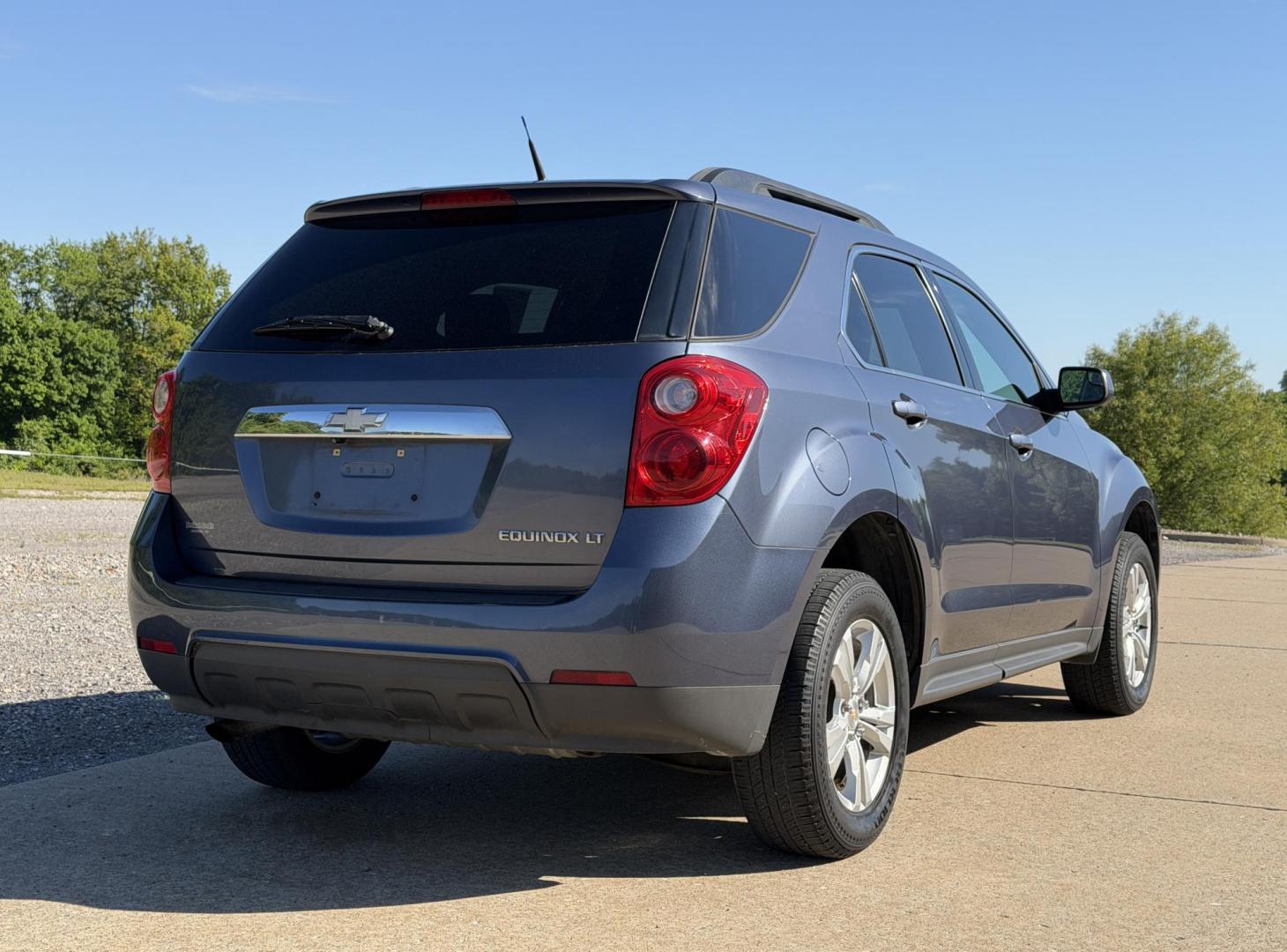 2013 BLUE /Black Chevrolet Equinox 2LT 2WD (2GNALPEKXD6) with an 2.4L 4 Cyl. engine, Automatic transmission, located at 2990 Old Orchard Rd., Jackson, MO, 63755, 37.354214, -89.612106 - 2013 Chevrolet Equinox LT 105xxx miles Front Wheel Drive 2.4L 4 Cyl. Automatic Backup Camera Power Driver Seat Heated Seats Bluetooth Remote Start Cruise Power Windows/Locks/Mirrors We have financing available and we accept trades! Fill out a credit application on our website or come by - Photo#9