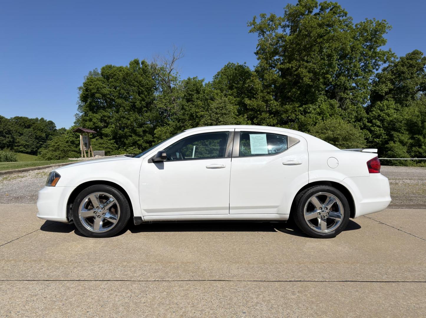 2014 WHITE /Black Dodge Avenger SE (1C3CDZAB2EN) with an 2.4L 4 Cyl. engine, Automatic transmission, located at 2990 Old Orchard Rd., Jackson, MO, 63755, 37.354214, -89.612106 - 2014 Dodge Avenger SE 1-Owner 118xxx miles Front Wheel Drive 2.4L 4 Cyl. Automatic Cruise Power Windows/Locks/Mirrors We have financing available and we accept trades! Fill out a credit application on our website or come by today! If you have any questions, give us a call at (573) 204-7777 - Photo#3