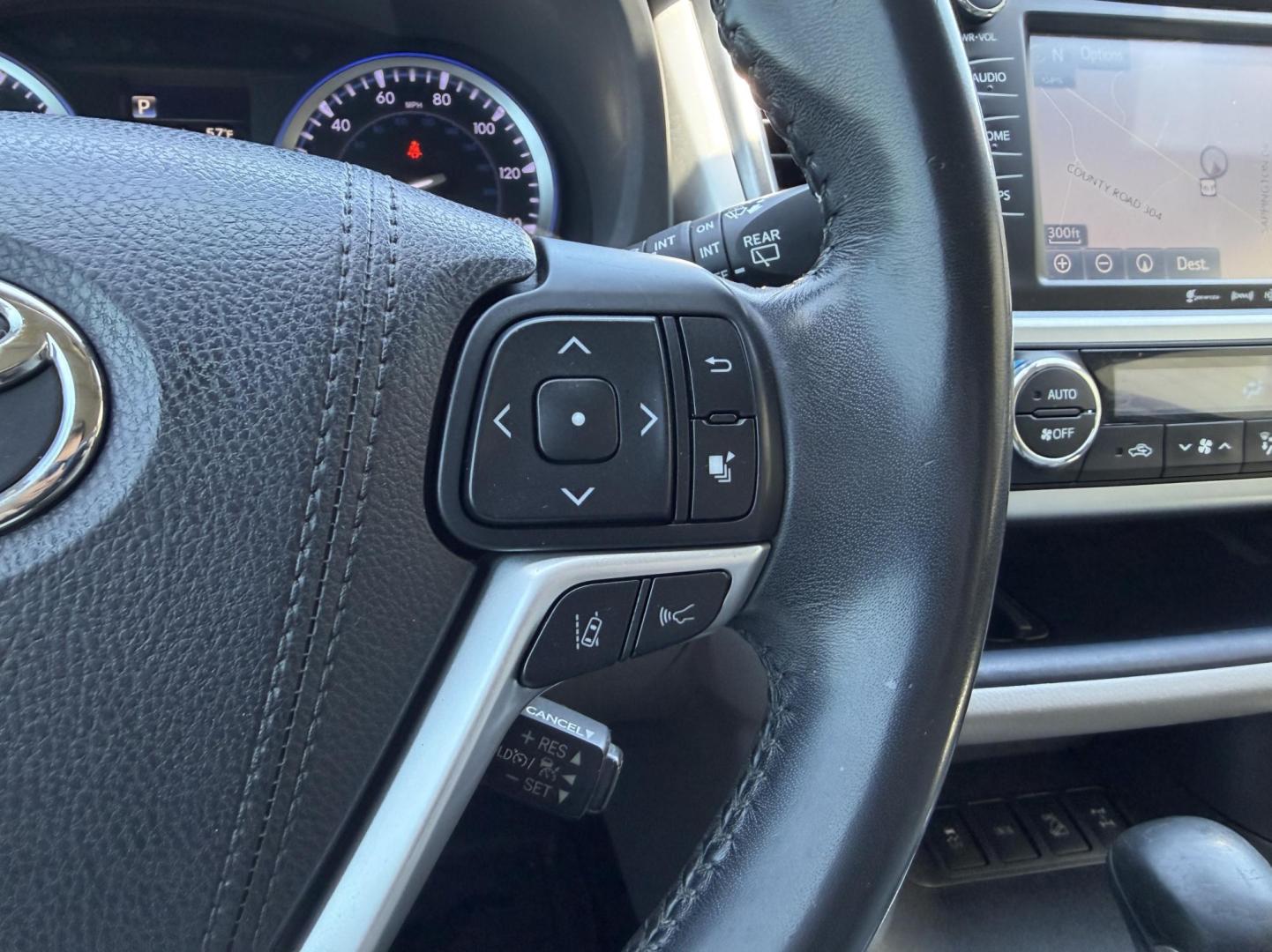2018 BLACK /Gray Toyota Highlander XLE AWD V6 (5TDJZRFH0JS) with an 3.5L V6 engine, Automatic transmission, located at 2990 Old Orchard Rd., Jackson, MO, 63755, 37.354214, -89.612106 - 2018 Toyota Highlander XLE 1-Owner 195xxx miles All Wheel Drive 3.5L V6 Automatic Leather 3rd Row Navigation Power/Heated Seats Backup Camera Sunroof Bluetooth Cruise Power Windows/Locks/Mirrors We have financing available and we accept trades! Fill out a credit application on our web - Photo#27