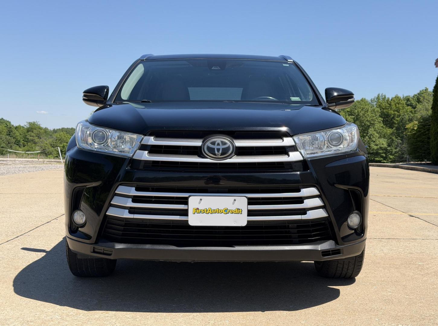 2018 BLACK /Gray Toyota Highlander XLE AWD V6 (5TDJZRFH0JS) with an 3.5L V6 engine, Automatic transmission, located at 2990 Old Orchard Rd., Jackson, MO, 63755, 37.354214, -89.612106 - 2018 Toyota Highlander XLE 1-Owner 195xxx miles All Wheel Drive 3.5L V6 Automatic Leather 3rd Row Navigation Power/Heated Seats Backup Camera Sunroof Bluetooth Cruise Power Windows/Locks/Mirrors We have financing available and we accept trades! Fill out a credit application on our web - Photo#13