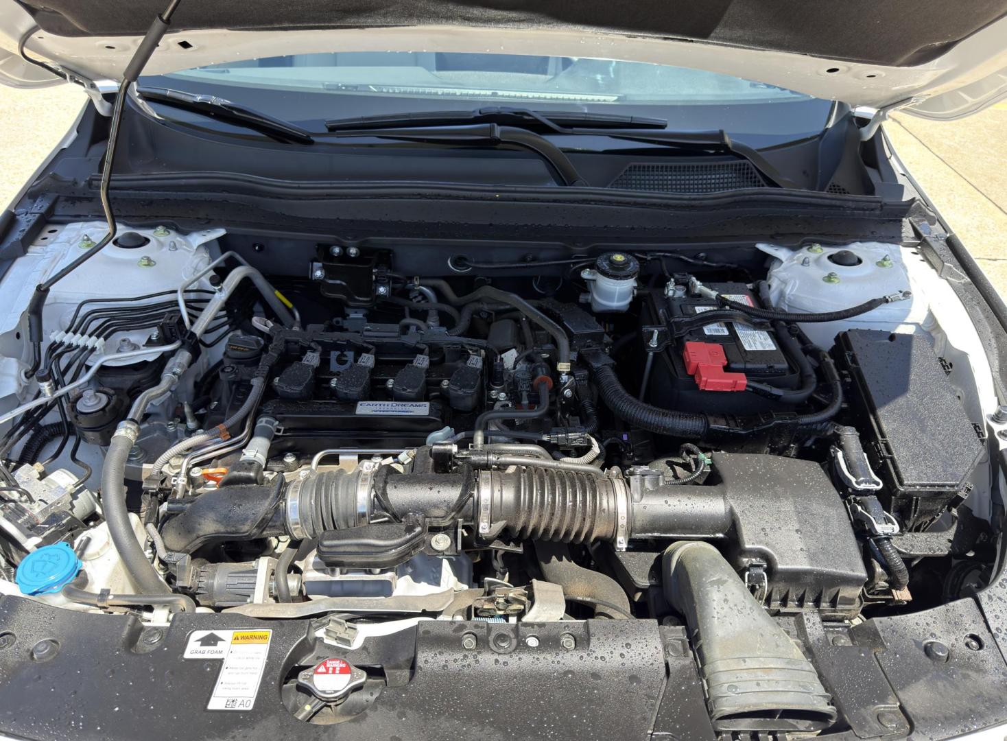 2018 WHITE /Tan Honda Accord EX-L CVT (1HGCV1F5XJA) with an 1.5L 4 Cyl. engine, CVT transmission, located at 2990 Old Orchard Rd., Jackson, MO, 63755, 37.354214, -89.612106 - 2018 Honda Accord EX-L 1-Owner 46xxx miles Front Wheel Drive 1.5L 4 Cyl. Automatic Leather Backup Camera Power/Heated Seats Sunroof Bluetooth Remote Start Cruise Power Windows/Locks/Mirrors We have financing available and we accept trades! Fill out a credit application on our website o - Photo#38