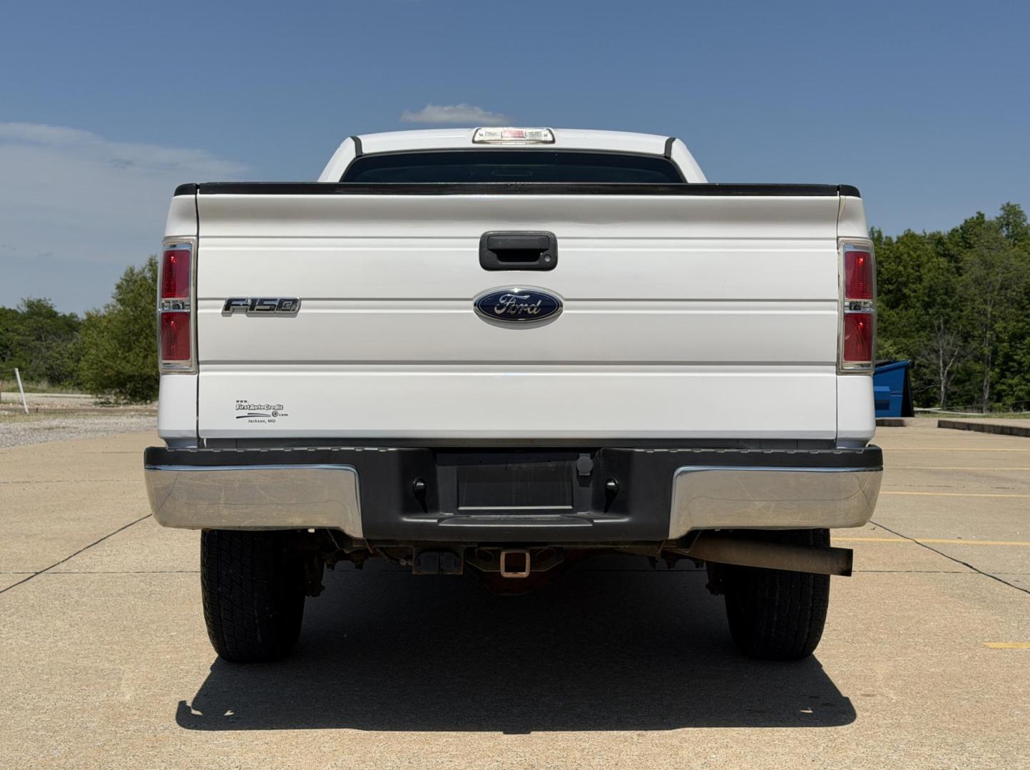 2014 WHITE /Gray Ford F-150 XL SuperCab 4WD (1FTFX1ET8EK) with an 3.5L V6 TURBO engine, Automatic transmission, located at 2990 Old Orchard Rd., Jackson, MO, 63755, 37.354214, -89.612106 - 2014 Ford F-150 XL 204xxx miles 4x4 3.5L V6 Automatic Cruise Power Windows/Locks/Mirrors We have financing available and we accept trades! Fill out a credit application on our website or come by today! If you have any questions, give us a call at (573) 204-7777 or visit our website at firsta - Photo#8