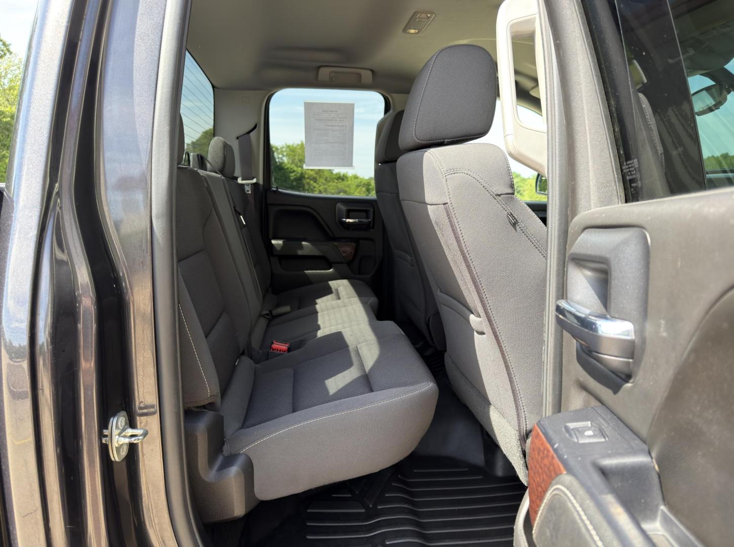 2016 GRAY /Black GMC Sierra 1500 SLE Double Cab 4WD (1GTV2MEC6GZ) with an 5.3L V8 engine, Automatic transmission, located at 2990 Old Orchard Rd., Jackson, MO, 63755, 37.354214, -89.612106 - 2016 GMC Sierra 1500 SLE 97xxx miles 4x4 5.3L V8 Automatic Backup Camera Power Driver Seat Bluetooth Remote Start Cruise Power Windows/Locks/Mirrors We have financing available and we accept trades! Fill out a credit application on our website or come by today! If you have any questions, - Photo#18
