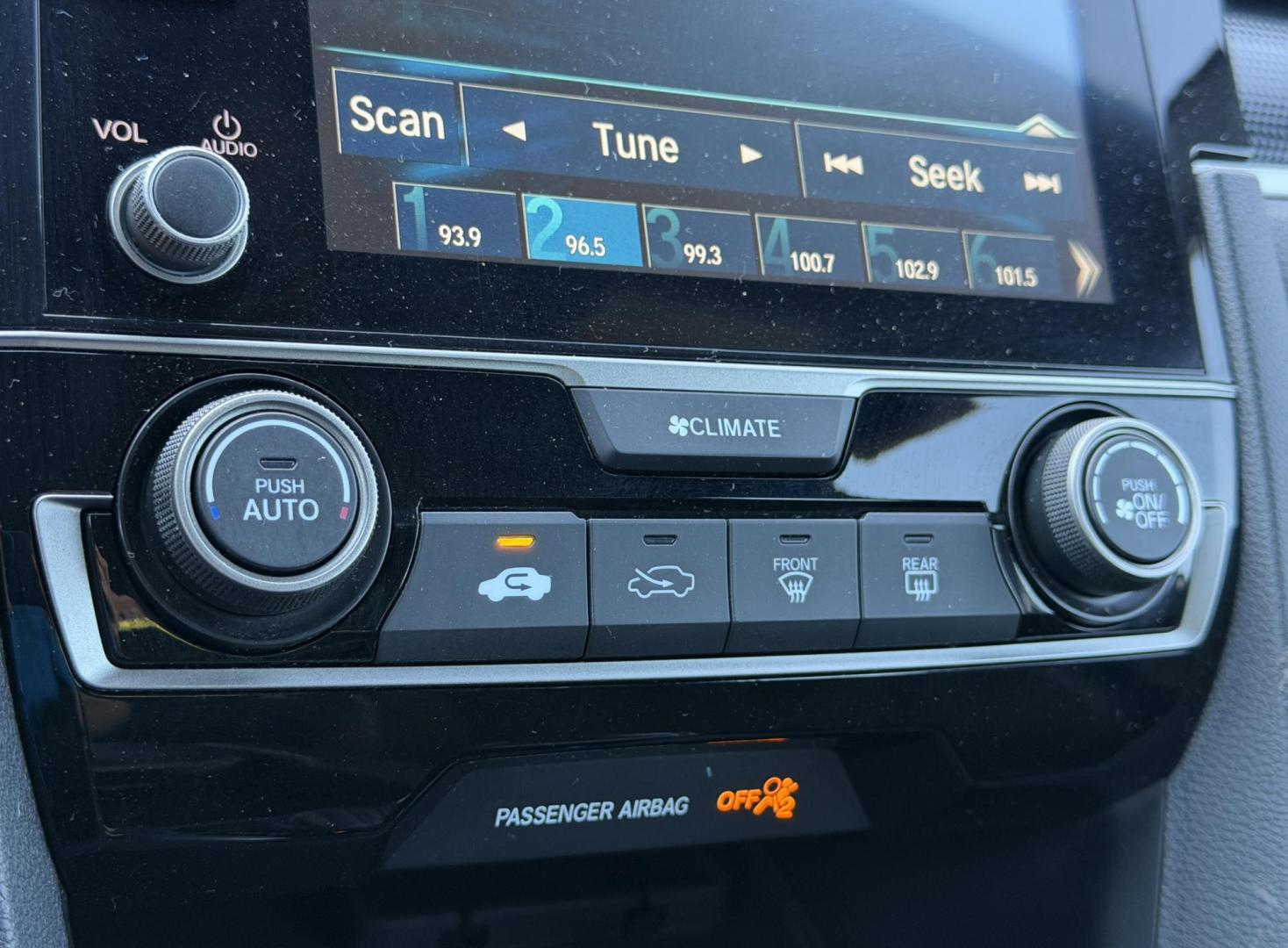 2021 SILVER /Black Honda Civic Sport Hatchback CVT (SHHFK7H49MU) with an 1.5L 4 Cyl. engine, CVT transmission, located at 2990 Old Orchard Rd., Jackson, MO, 63755, 37.354214, -89.612106 - 2021 Honda Civic Sport 86xxx miles Front Wheel Drive 1.5L 4 Cyl. Automatic Backup Camera Bluetooth Remote Start Cruise Power Windows/Locks/Mirrors We have financing available and we accept trades! Fill out a credit application on our website or come by today! If you have any questions, gi - Photo#26