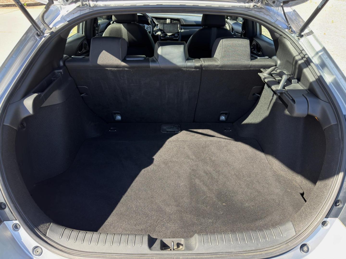 2021 SILVER /Black Honda Civic Sport Hatchback CVT (SHHFK7H49MU) with an 1.5L 4 Cyl. engine, CVT transmission, located at 2990 Old Orchard Rd., Jackson, MO, 63755, 37.354214, -89.612106 - 2021 Honda Civic Sport 86xxx miles Front Wheel Drive 1.5L 4 Cyl. Automatic Backup Camera Bluetooth Remote Start Cruise Power Windows/Locks/Mirrors We have financing available and we accept trades! Fill out a credit application on our website or come by today! If you have any questions, gi - Photo#18