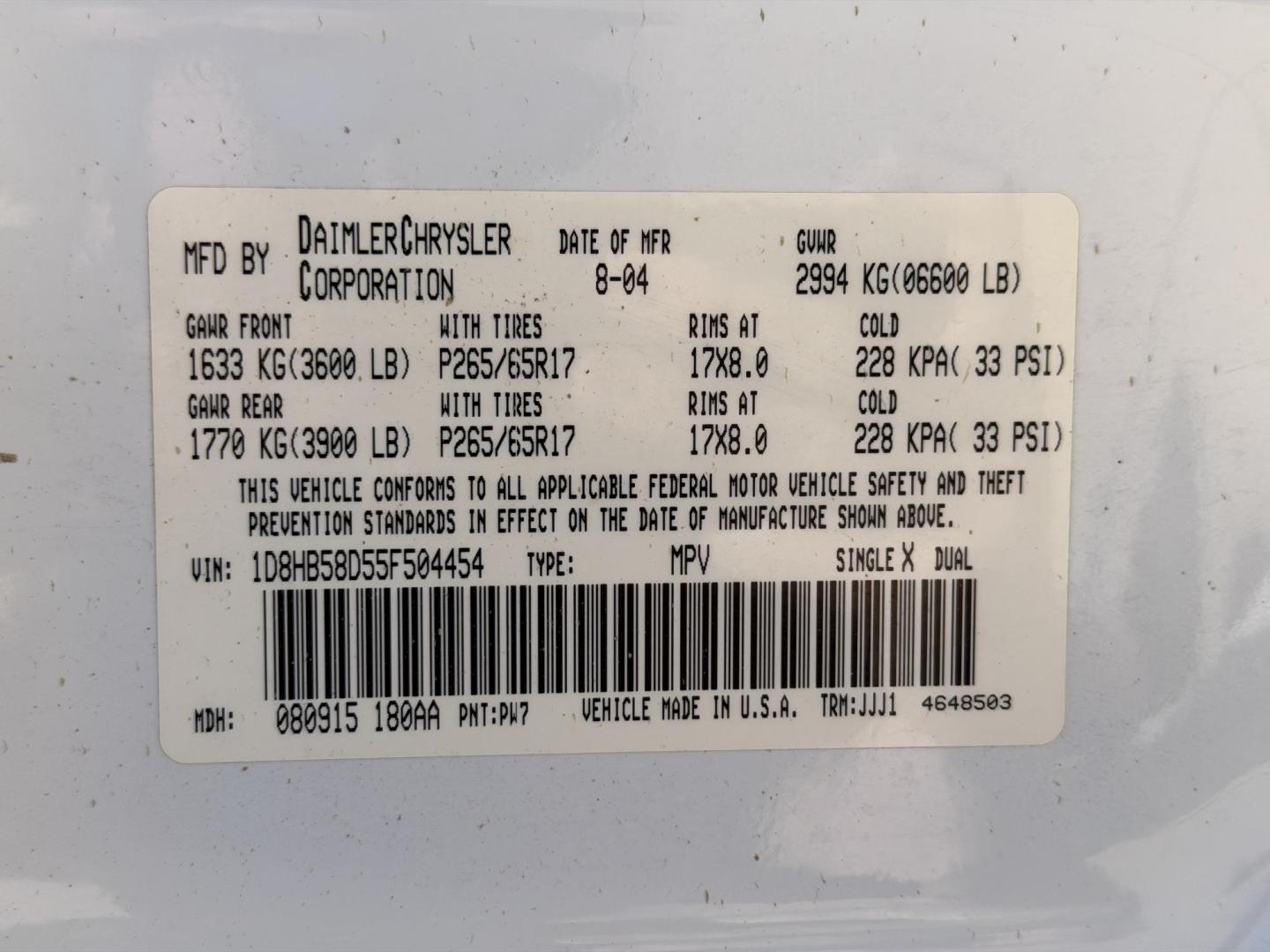 2005 WHITE /Gray Dodge Durango Limited 4WD (1D8HB58D55F) with an 5.7L V8 engine, Automatic transmission, located at 2990 Old Orchard Rd., Jackson, MO, 63755, 37.354214, -89.612106 - 2005 Dodge Durango Limited 196xxx miles 4 Wheel Drive 5.7L V8 HEMI Automatic Leather 3rd Row Rear Entertainment Navigation Power/Heated Seats Sunroof Cruise Power Windows/Locks/Mirrors We have financing available and we accept trades! Fill out a credit application on our website or come - Photo#52