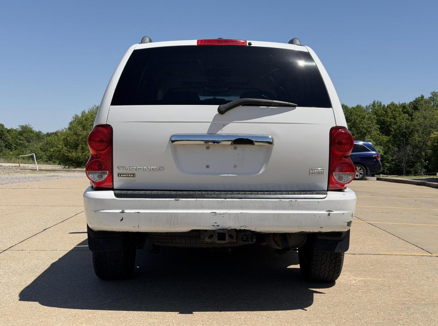2005 WHITE /Gray Dodge Durango Limited 4WD (1D8HB58D55F) with an 5.7L V8 engine, Automatic transmission, located at 2990 Old Orchard Rd., Jackson, MO, 63755, 37.354214, -89.612106 - 2005 Dodge Durango Limited 196xxx miles 4 Wheel Drive 5.7L V8 HEMI Automatic Leather 3rd Row Rear Entertainment Navigation Power/Heated Seats Sunroof Cruise Power Windows/Locks/Mirrors We have financing available and we accept trades! Fill out a credit application on our website or come - Photo#13