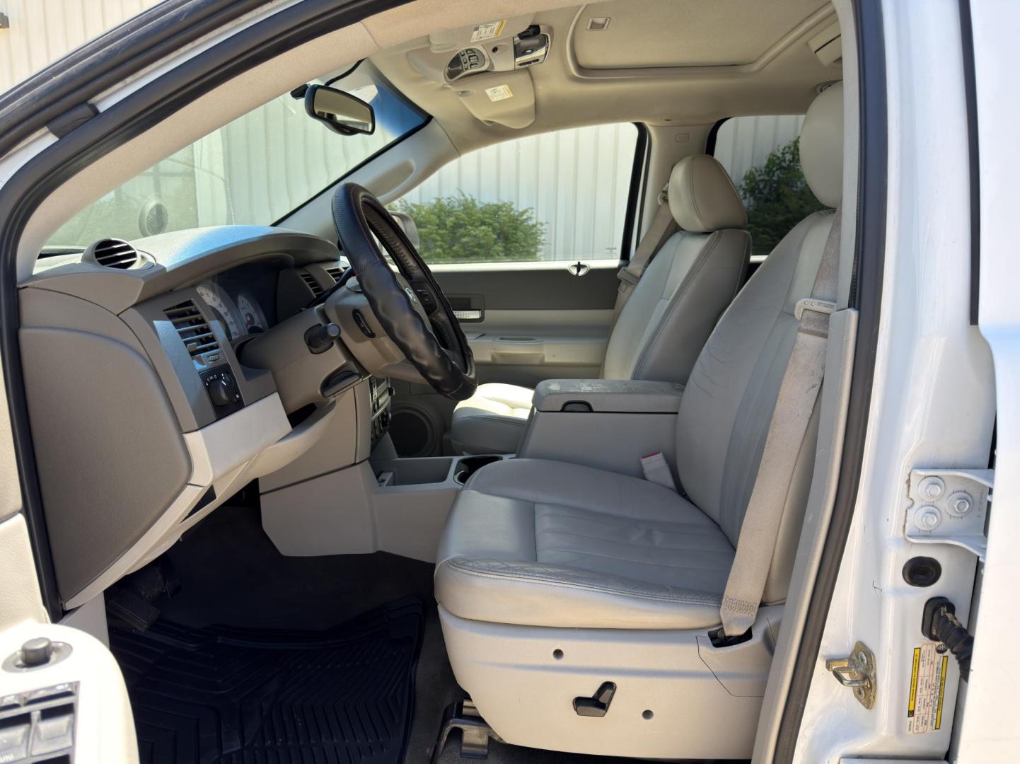 2005 WHITE /Gray Dodge Durango Limited 4WD (1D8HB58D55F) with an 5.7L V8 engine, Automatic transmission, located at 2990 Old Orchard Rd., Jackson, MO, 63755, 37.354214, -89.612106 - 2005 Dodge Durango Limited 196xxx miles 4 Wheel Drive 5.7L V8 HEMI Automatic Leather 3rd Row Rear Entertainment Navigation Power/Heated Seats Sunroof Cruise Power Windows/Locks/Mirrors We have financing available and we accept trades! Fill out a credit application on our website or come - Photo#16