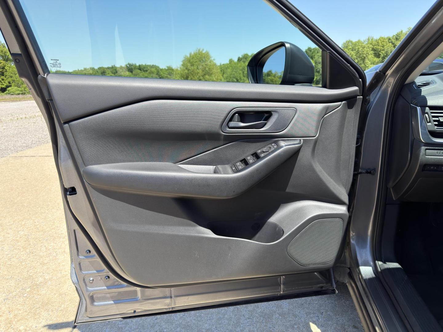 2024 GRAY /Black Nissan Rogue S (5N1BT3AA7RC) with an 1.5L 3 Cyl. engine, CVT transmission, located at 2990 Old Orchard Rd., Jackson, MO, 63755, 37.354214, -89.612106 - 2024 Nissan Rogue S 1-Owner 71xxx miles Front Wheel Drive 1.5L 3 Cyl. Automatic Backup Camera Bluetooth Cruise Power Windows/Locks/Mirrors We have financing available and we accept trades! Fill out a credit application on our website or come by today! If you have any questions, give us a - Photo#10