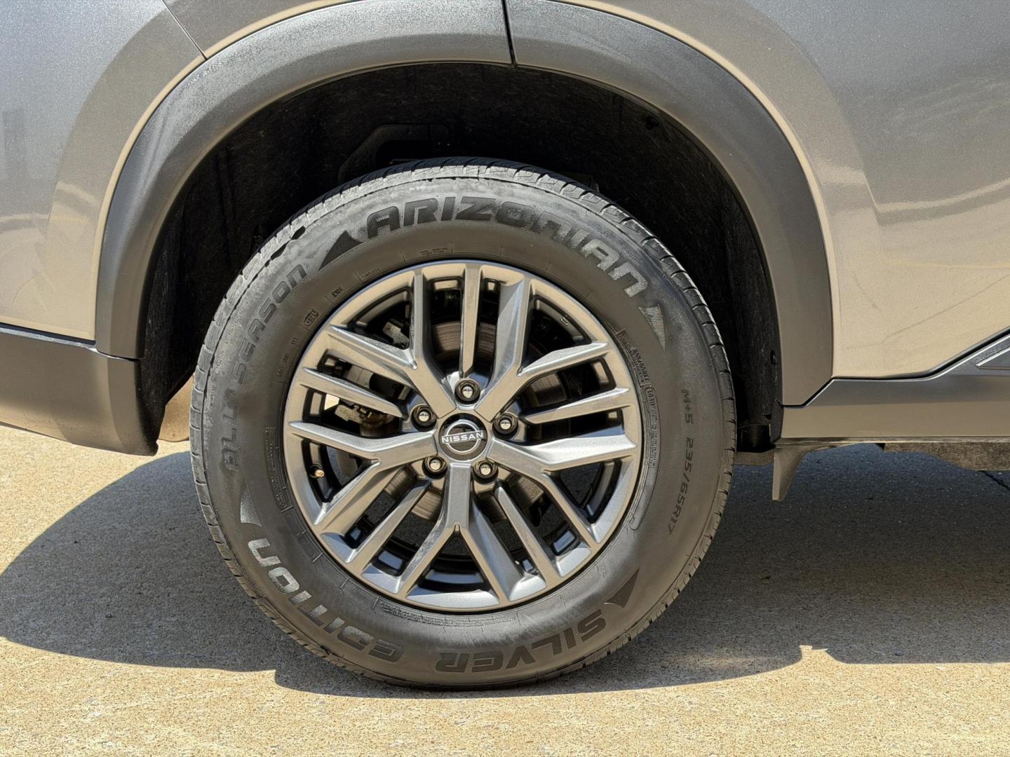 2024 GRAY /Black Nissan Rogue S (5N1BT3AA7RC) with an 1.5L 3 Cyl. engine, CVT transmission, located at 2990 Old Orchard Rd., Jackson, MO, 63755, 37.354214, -89.612106 - 2024 Nissan Rogue S 1-Owner 71xxx miles Front Wheel Drive 1.5L 3 Cyl. Automatic Backup Camera Bluetooth Cruise Power Windows/Locks/Mirrors We have financing available and we accept trades! Fill out a credit application on our website or come by today! If you have any questions, give us a - Photo#34