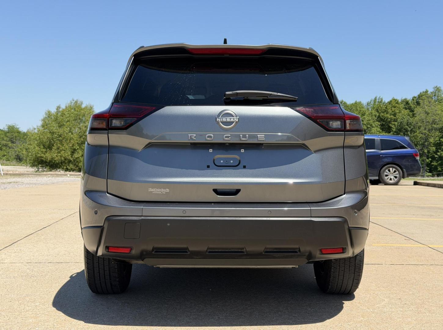 2024 GRAY /Black Nissan Rogue S (5N1BT3AA7RC) with an 1.5L 3 Cyl. engine, CVT transmission, located at 2990 Old Orchard Rd., Jackson, MO, 63755, 37.354214, -89.612106 - 2024 Nissan Rogue S 1-Owner 71xxx miles Front Wheel Drive 1.5L 3 Cyl. Automatic Backup Camera Bluetooth Cruise Power Windows/Locks/Mirrors We have financing available and we accept trades! Fill out a credit application on our website or come by today! If you have any questions, give us a - Photo#8