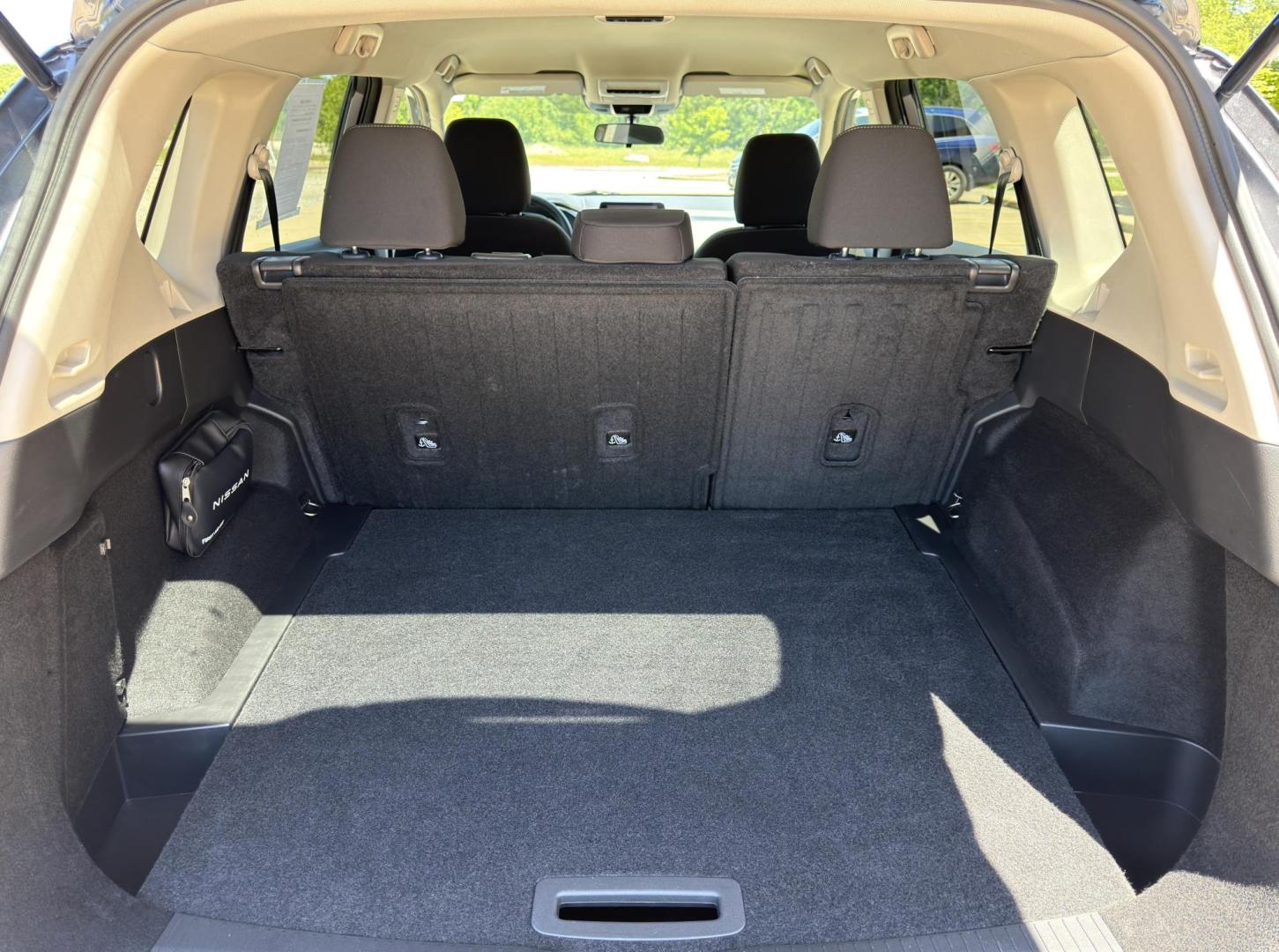 2024 GRAY /Black Nissan Rogue S (5N1BT3AA7RC) with an 1.5L 3 Cyl. engine, CVT transmission, located at 2990 Old Orchard Rd., Jackson, MO, 63755, 37.354214, -89.612106 - 2024 Nissan Rogue S 1-Owner 71xxx miles Front Wheel Drive 1.5L 3 Cyl. Automatic Backup Camera Bluetooth Cruise Power Windows/Locks/Mirrors We have financing available and we accept trades! Fill out a credit application on our website or come by today! If you have any questions, give us a - Photo#17