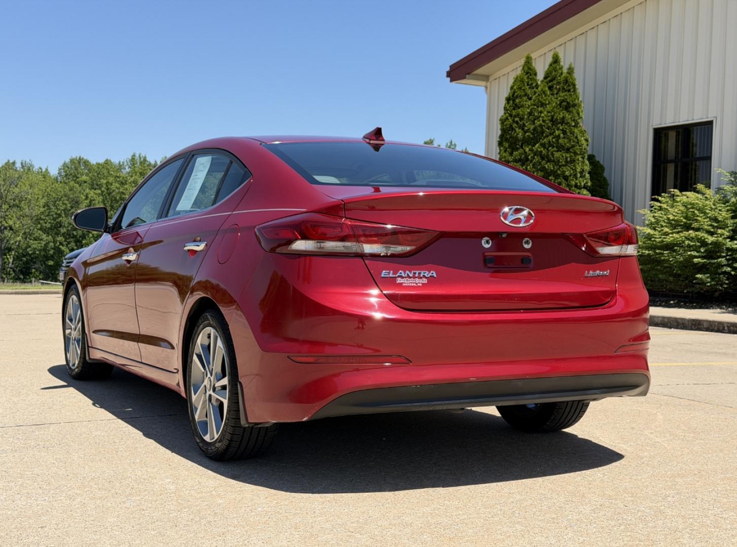 2017 RED /Gray Hyundai Elantra Limited (KMHD84LF6HU) with an 1.8L 4 Cyl. engine, Automatic transmission, located at 2990 Old Orchard Rd., Jackson, MO, 63755, 37.354214, -89.612106 - 2017 Hyundai Elantra Limited 1-Owner 104xxx miles Front Wheel Drive 2.0L 4 Cyl. Automatic Leather Backup Camera Power Driver Seat Heated Seats Bluetooth Cruise Power Windows/Locks/Mirrors We have financing available and we accept trades! Fill out a credit application on our website or c - Photo#9