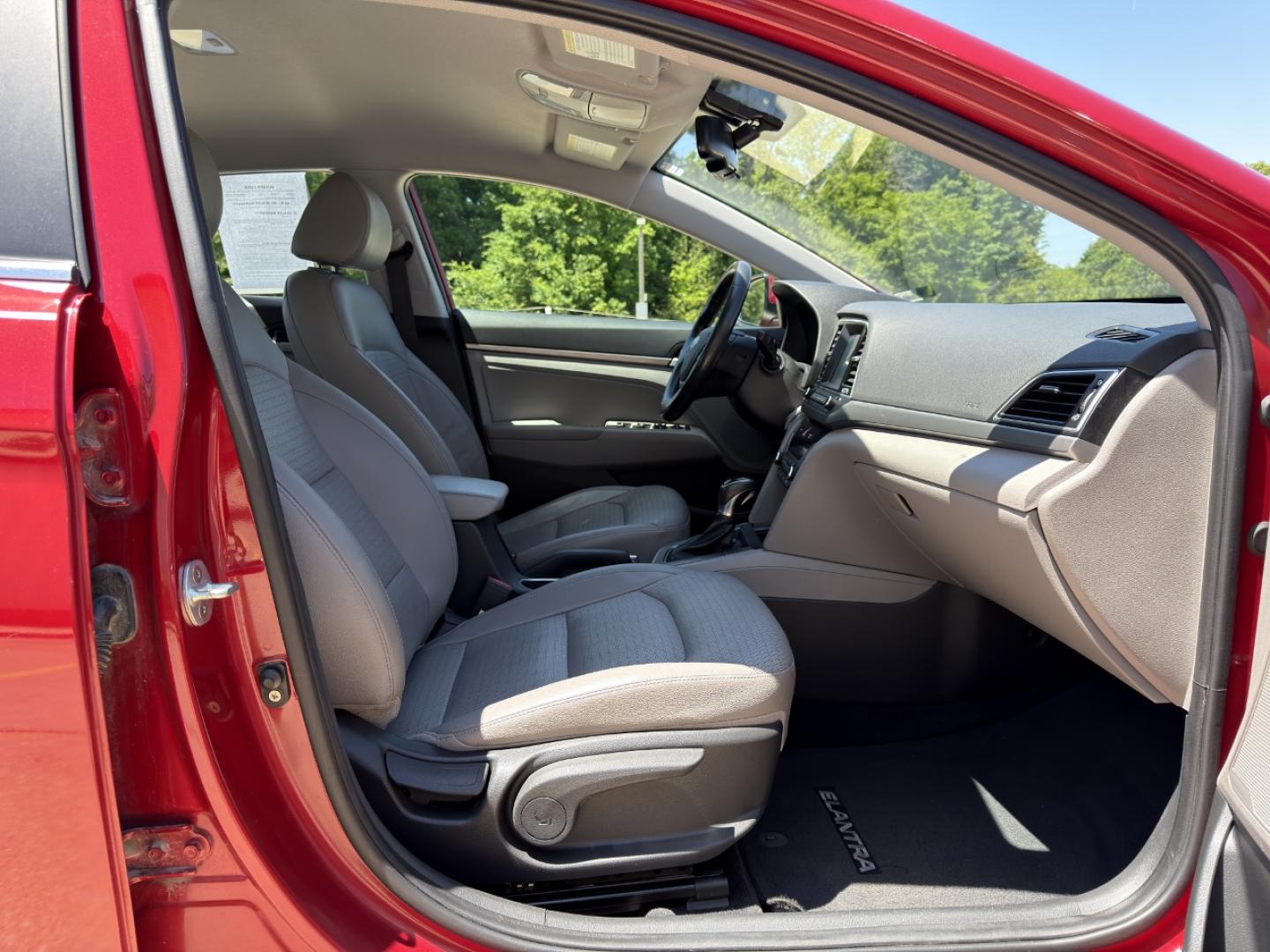 2017 RED /Gray Hyundai Elantra Limited (KMHD84LF6HU) with an 1.8L 4 Cyl. engine, Automatic transmission, located at 2990 Old Orchard Rd., Jackson, MO, 63755, 37.354214, -89.612106 - 2017 Hyundai Elantra Limited 1-Owner 104xxx miles Front Wheel Drive 2.0L 4 Cyl. Automatic Leather Backup Camera Power Driver Seat Heated Seats Bluetooth Cruise Power Windows/Locks/Mirrors We have financing available and we accept trades! Fill out a credit application on our website or c - Photo#15