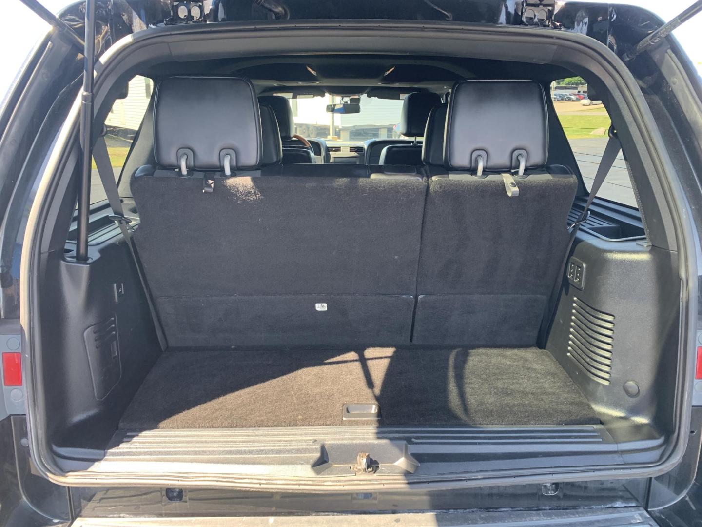 2015 BLACK /BLACK Lincoln Navigator 4WD (5LMJJ2JT8FE) with an 3.5L V6 DOHC 24V FFV engine, Automatic transmission, located at 506 S. Kingshighway, Cape Girardeau, MO, 63703, (573) 235-5000, 37.294991, -89.553635 - 2015 Lincoln Navigator 4WD 211,xxx miles Heated Seats Cooled Seats Power Tilt Wheel Bluetooth Sunroof 4 wheel drive Backup Camera 3rd. Row We have financing available and we accept trades! Fill out a credit application on our website or come by today! If you have any questions, give us a - Photo#7