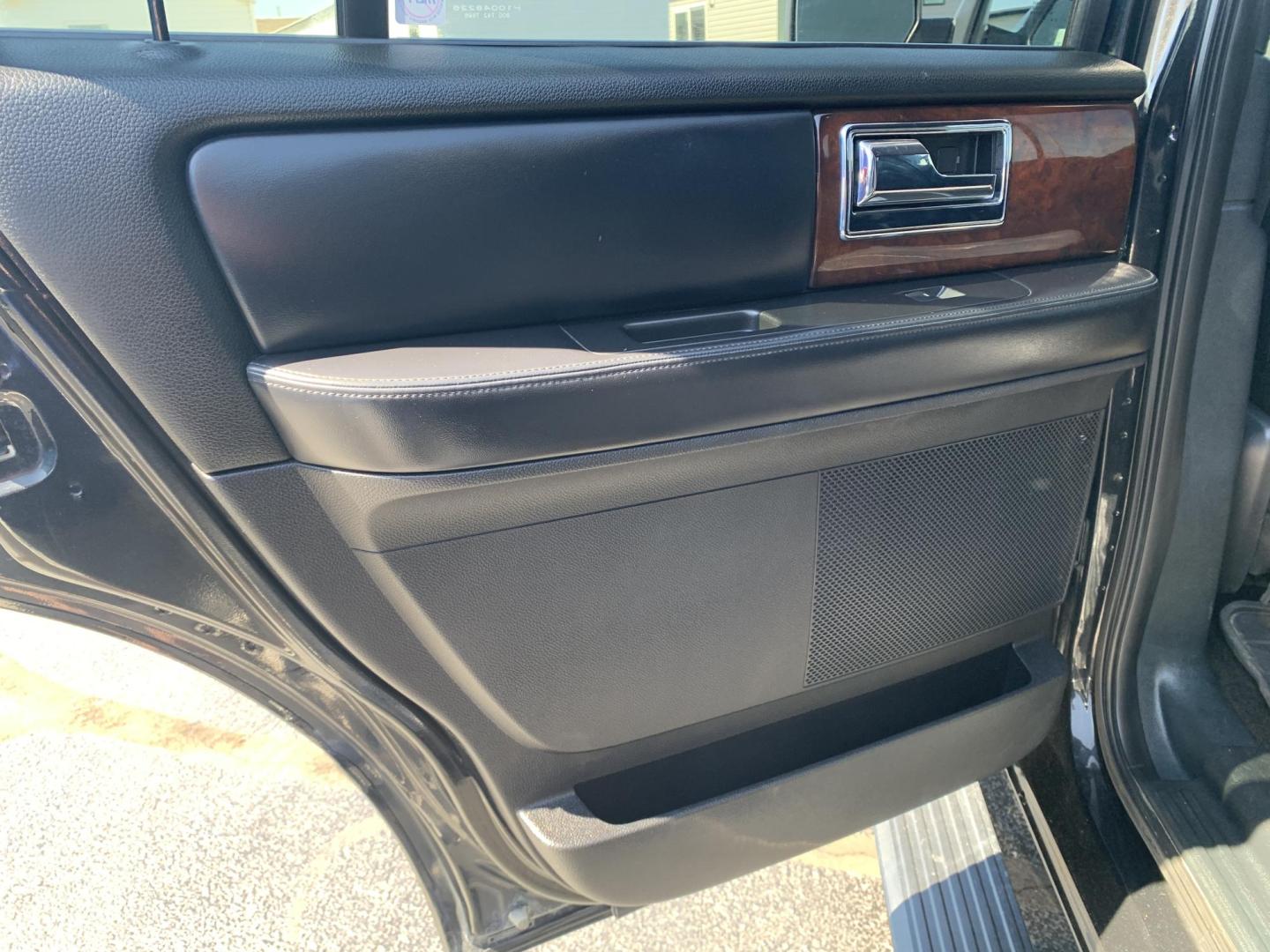 2015 BLACK /BLACK Lincoln Navigator 4WD (5LMJJ2JT8FE) with an 3.5L V6 DOHC 24V FFV engine, Automatic transmission, located at 506 S. Kingshighway, Cape Girardeau, MO, 63703, (573) 235-5000, 37.294991, -89.553635 - 2015 Lincoln Navigator 4WD 211,xxx miles Heated Seats Cooled Seats Power Tilt Wheel Bluetooth Sunroof 4 wheel drive Backup Camera 3rd. Row We have financing available and we accept trades! Fill out a credit application on our website or come by today! If you have any questions, give us a - Photo#19