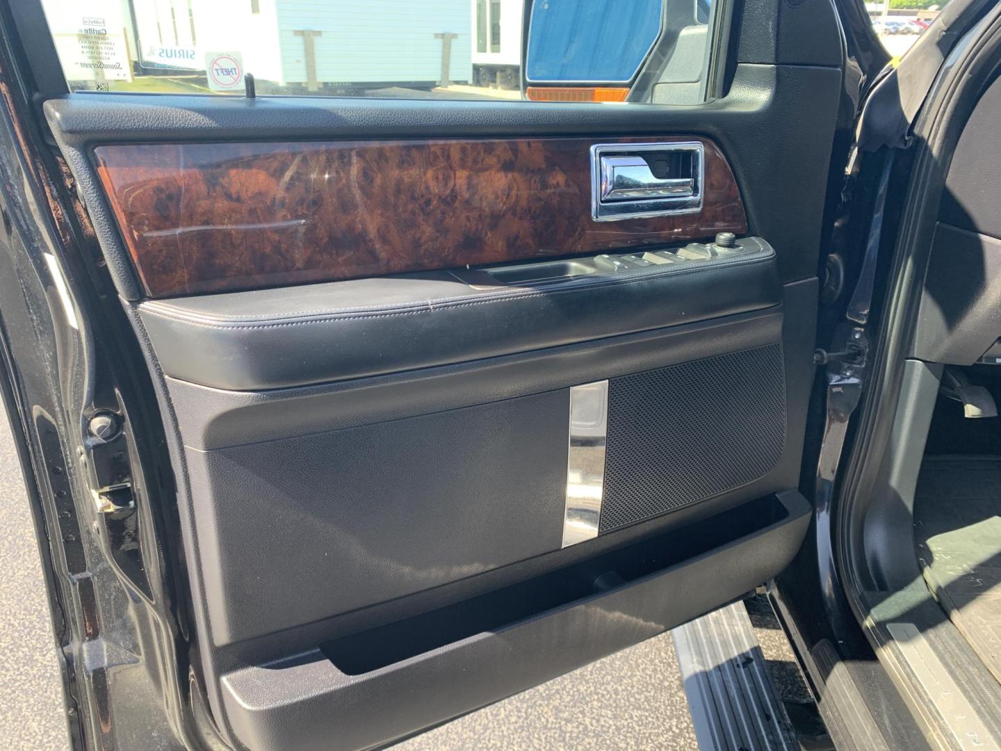 2015 BLACK /BLACK Lincoln Navigator 4WD (5LMJJ2JT8FE) with an 3.5L V6 DOHC 24V FFV engine, Automatic transmission, located at 506 S. Kingshighway, Cape Girardeau, MO, 63703, (573) 235-5000, 37.294991, -89.553635 - 2015 Lincoln Navigator 4WD 211,xxx miles Heated Seats Cooled Seats Power Tilt Wheel Bluetooth Sunroof 4 wheel drive Backup Camera 3rd. Row We have financing available and we accept trades! Fill out a credit application on our website or come by today! If you have any questions, give us a - Photo#22