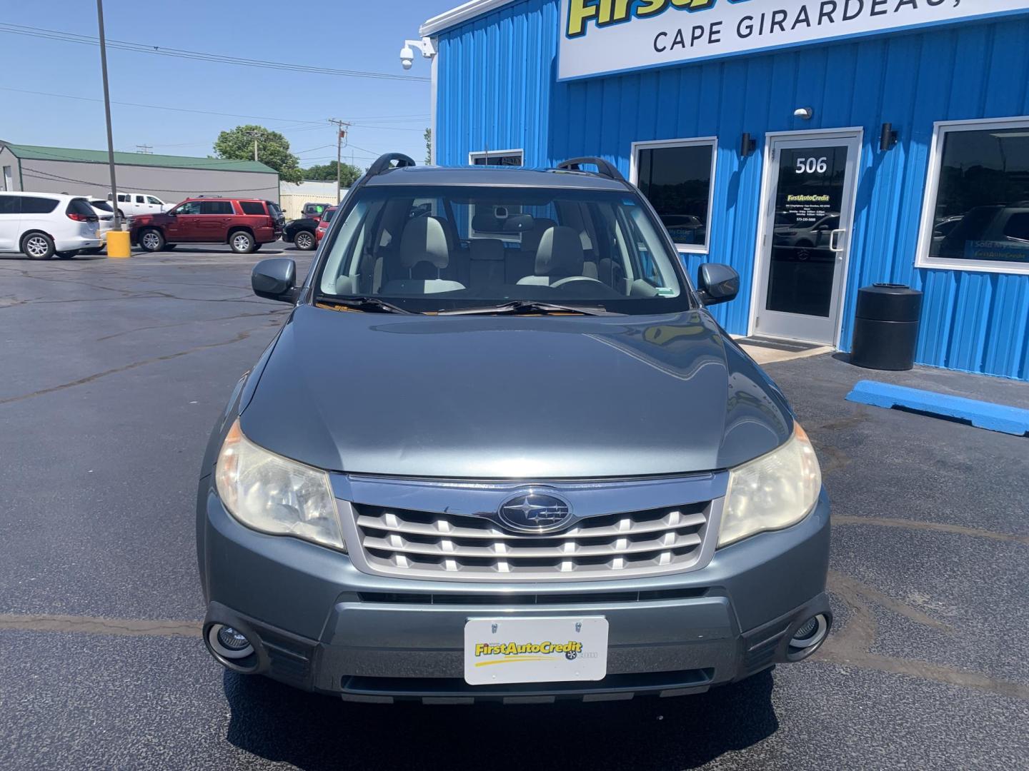 2011 BLUE /GRAY Subaru Forester 2.5X Premium (JF2SHBDC4BH) with an 2.5L H4 SOHC 16V engine, Automatic transmission, located at 506 S. Kingshighway, Cape Girardeau, MO, 63703, (573) 235-5000, 37.294991, -89.553635 - 2011 Subaru Forester 2.5X Premium Only 77,xxx miles AWD Sunroof Power Seat Cruise Heated Seats We have financing available and we accept trades! Fill out a credit application on our website or come by today! If you have any questions, give us a call at (573) 235-5000 or visit our website at - Photo#1