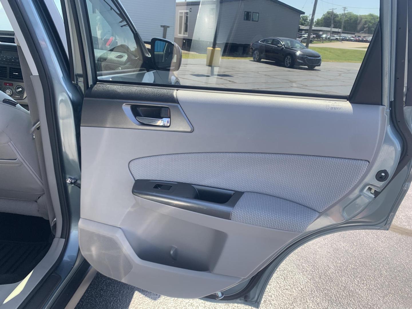 2011 BLUE /GRAY Subaru Forester 2.5X Premium (JF2SHBDC4BH) with an 2.5L H4 SOHC 16V engine, Automatic transmission, located at 506 S. Kingshighway, Cape Girardeau, MO, 63703, (573) 235-5000, 37.294991, -89.553635 - 2011 Subaru Forester 2.5X Premium Only 77,xxx miles AWD Sunroof Power Seat Cruise Heated Seats We have financing available and we accept trades! Fill out a credit application on our website or come by today! If you have any questions, give us a call at (573) 235-5000 or visit our website at - Photo#12