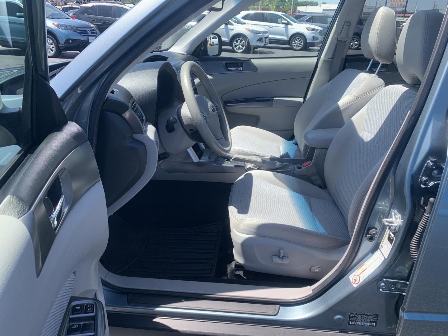 2011 BLUE /GRAY Subaru Forester 2.5X Premium (JF2SHBDC4BH) with an 2.5L H4 SOHC 16V engine, Automatic transmission, located at 506 S. Kingshighway, Cape Girardeau, MO, 63703, (573) 235-5000, 37.294991, -89.553635 - 2011 Subaru Forester 2.5X Premium Only 77,xxx miles AWD Sunroof Power Seat Cruise Heated Seats We have financing available and we accept trades! Fill out a credit application on our website or come by today! If you have any questions, give us a call at (573) 235-5000 or visit our website at - Photo#19