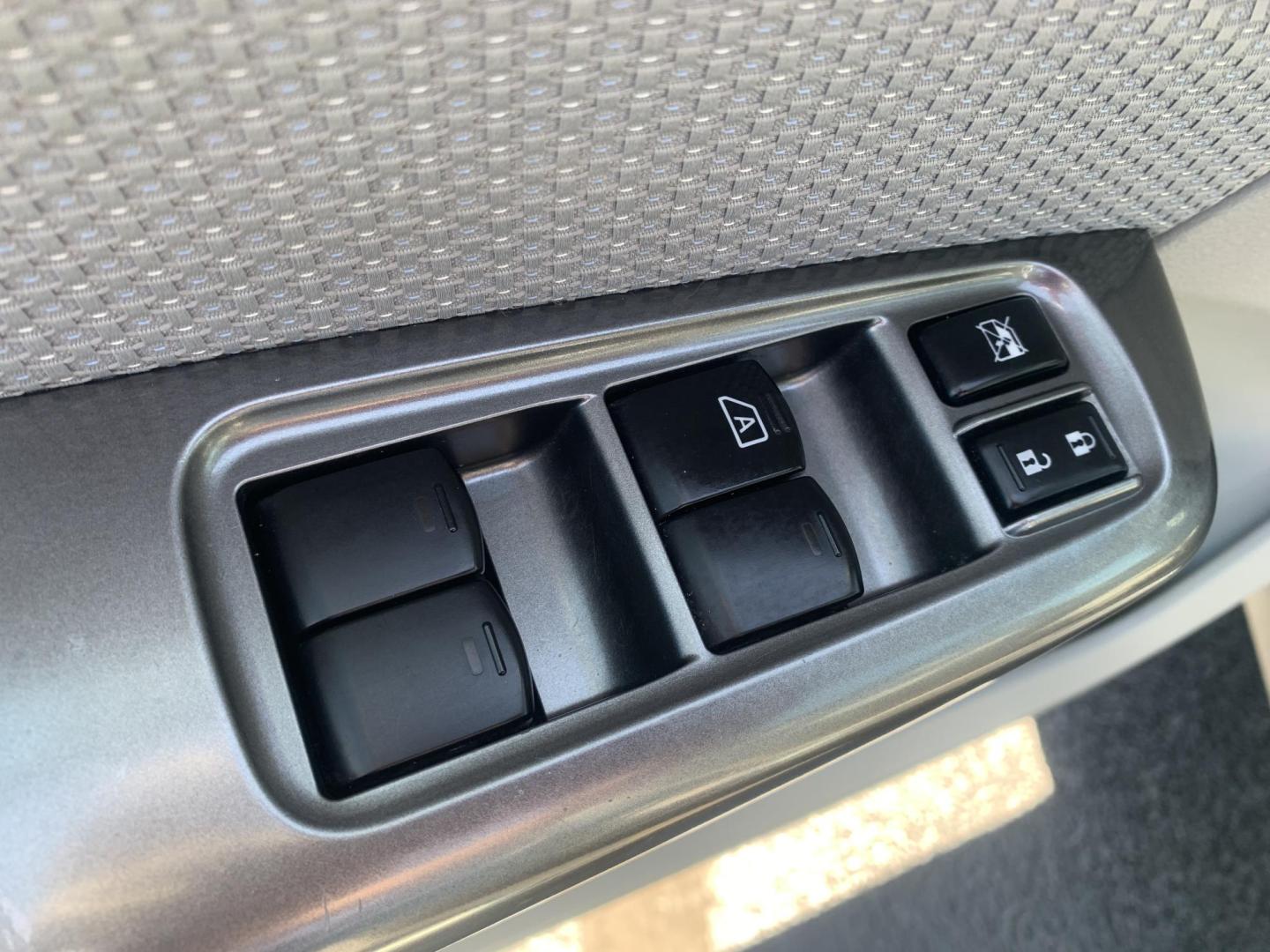 2011 BLUE /GRAY Subaru Forester 2.5X Premium (JF2SHBDC4BH) with an 2.5L H4 SOHC 16V engine, Automatic transmission, located at 506 S. Kingshighway, Cape Girardeau, MO, 63703, (573) 235-5000, 37.294991, -89.553635 - 2011 Subaru Forester 2.5X Premium Only 77,xxx miles AWD Sunroof Power Seat Cruise Heated Seats We have financing available and we accept trades! Fill out a credit application on our website or come by today! If you have any questions, give us a call at (573) 235-5000 or visit our website at - Photo#20