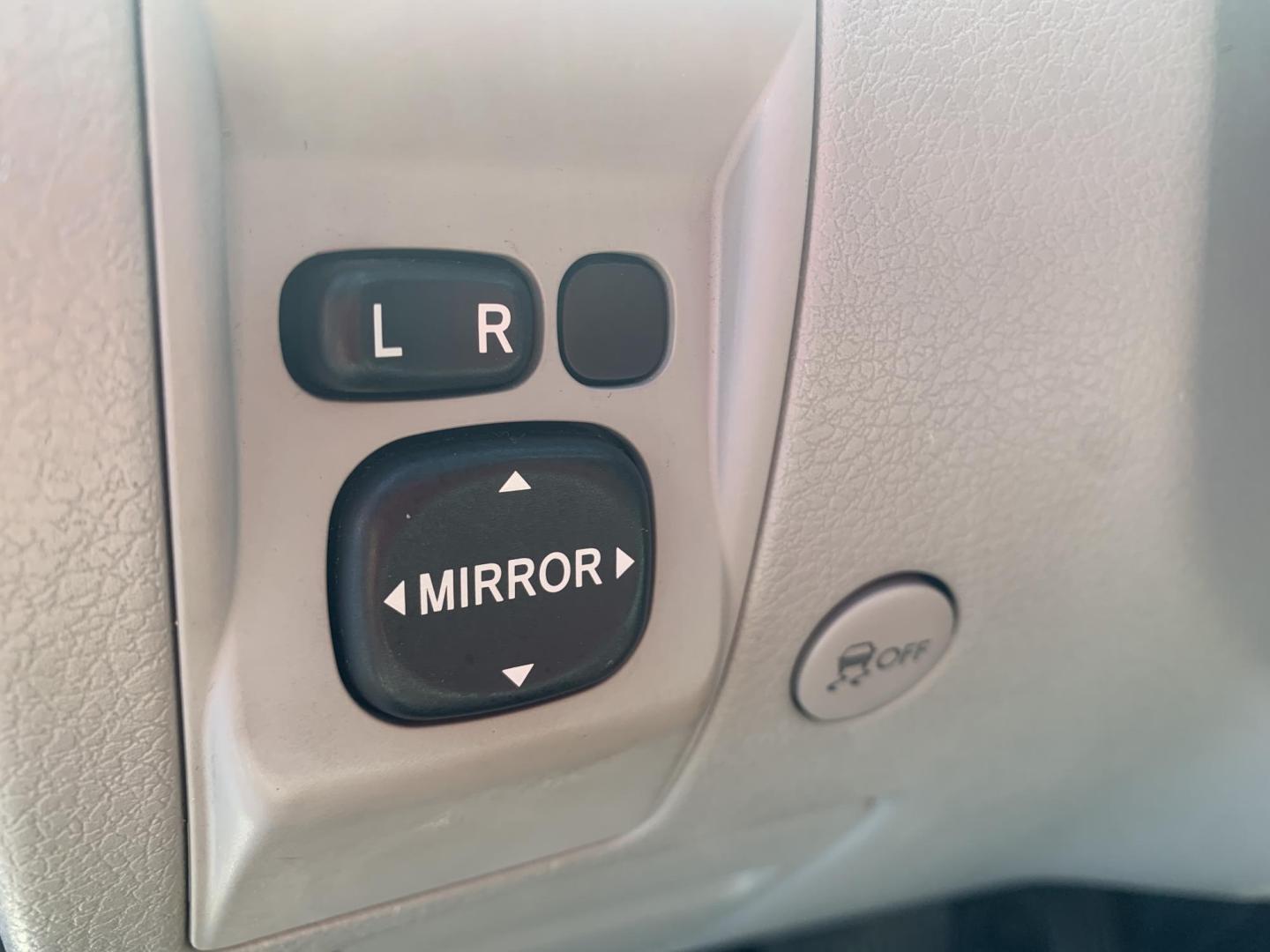 2011 BLUE /GRAY Subaru Forester 2.5X Premium (JF2SHBDC4BH) with an 2.5L H4 SOHC 16V engine, Automatic transmission, located at 506 S. Kingshighway, Cape Girardeau, MO, 63703, (573) 235-5000, 37.294991, -89.553635 - 2011 Subaru Forester 2.5X Premium Only 77,xxx miles AWD Sunroof Power Seat Cruise Heated Seats We have financing available and we accept trades! Fill out a credit application on our website or come by today! If you have any questions, give us a call at (573) 235-5000 or visit our website at - Photo#22
