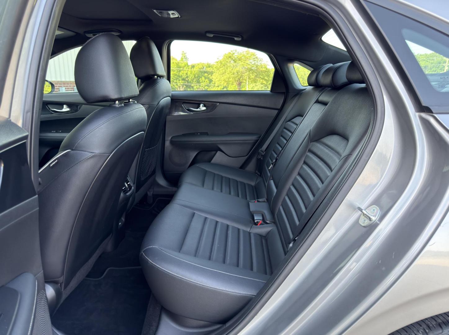 2024 GRAY /Black Kia Forte GT Line (3KPF54AD2RE) with an 2.0L 4 Cyl. engine, CVT transmission, located at 2990 Old Orchard Rd., Jackson, MO, 63755, 37.354214, -89.612106 - 2024 Kia Forte GT Line 1-Owner 41xxx miles Front Wheel Drive 2L 4 Cyl. Automatic Leather Navigation Power/Heated/Cooled Seats Backup Camera Sunroof Bluetooth Cruise Power Windows/Locks/Mirrors We have financing available and we accept trades! Fill out a credit application on our websit - Photo#18