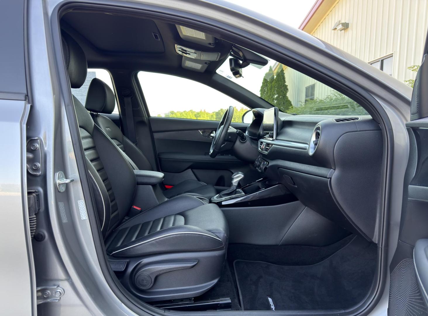 2024 GRAY /Black Kia Forte GT Line (3KPF54AD2RE) with an 2.0L 4 Cyl. engine, CVT transmission, located at 2990 Old Orchard Rd., Jackson, MO, 63755, 37.354214, -89.612106 - 2024 Kia Forte GT Line 1-Owner 41xxx miles Front Wheel Drive 2L 4 Cyl. Automatic Leather Navigation Power/Heated/Cooled Seats Backup Camera Sunroof Bluetooth Cruise Power Windows/Locks/Mirrors We have financing available and we accept trades! Fill out a credit application on our websit - Photo#17