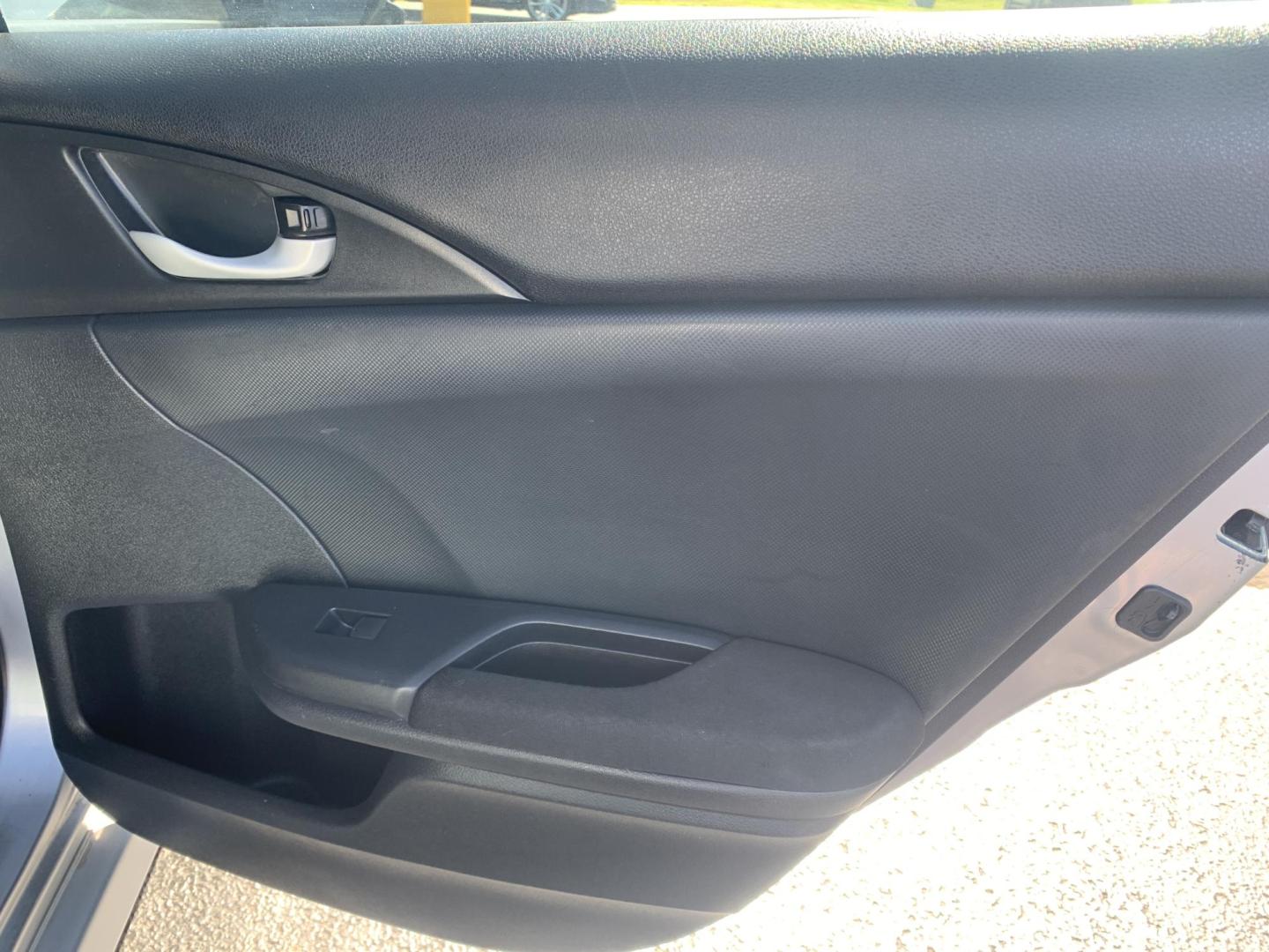 2018 SILVER /GRAY Honda Civic EX Sedan (19XFC2F72JE) with an 2.0L L4 DOHC 16V engine, Automatic transmission, located at 506 S. Kingshighway, Cape Girardeau, MO, 63703, (573) 235-5000, 37.294991, -89.553635 - Alarm System Bluetooth Cloth Seats Cruise Control Power Outlet Power Windows/Locks/Mirrors Keyless Entry Push-Button Engine Start Rear Window Defroster Remote Engine Start Steering Wheel Controls Tilt Steering Wheel USB Port We have financing available and we accept trades! Fill out a - Photo#13