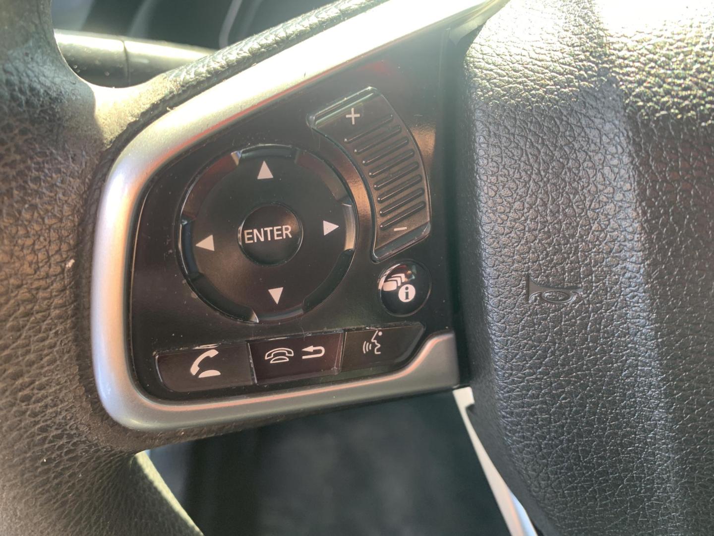 2018 SILVER /GRAY Honda Civic EX Sedan (19XFC2F72JE) with an 2.0L L4 DOHC 16V engine, Automatic transmission, located at 506 S. Kingshighway, Cape Girardeau, MO, 63703, (573) 235-5000, 37.294991, -89.553635 - Alarm System Bluetooth Cloth Seats Cruise Control Power Outlet Power Windows/Locks/Mirrors Keyless Entry Push-Button Engine Start Rear Window Defroster Remote Engine Start Steering Wheel Controls Tilt Steering Wheel USB Port We have financing available and we accept trades! Fill out a - Photo#23