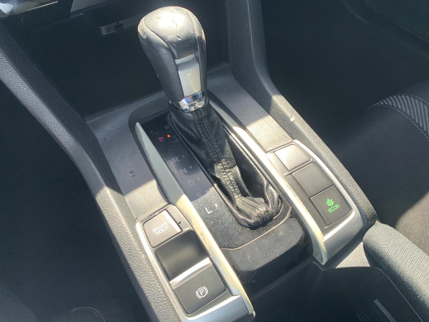 2018 SILVER /GRAY Honda Civic EX Sedan (19XFC2F72JE) with an 2.0L L4 DOHC 16V engine, Automatic transmission, located at 506 S. Kingshighway, Cape Girardeau, MO, 63703, (573) 235-5000, 37.294991, -89.553635 - Alarm System Bluetooth Cloth Seats Cruise Control Power Outlet Power Windows/Locks/Mirrors Keyless Entry Push-Button Engine Start Rear Window Defroster Remote Engine Start Steering Wheel Controls Tilt Steering Wheel USB Port We have financing available and we accept trades! Fill out a - Photo#29
