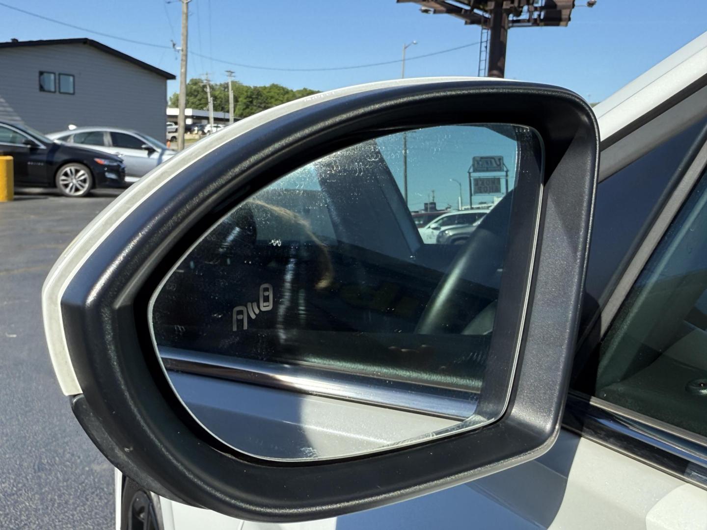 2025 WHITE /Black Volkswagen Jetta SE (3VW7X7BU9SM) with an 1.5L L4 DOHC 16V engine, Automatic transmission, located at 506 S. Kingshighway, Cape Girardeau, MO, 63703, (573) 235-5000, 37.294991, -89.553635 - 2025 Volkswagen Jetta SE 65xxx miles Front Wheel Drive 1.5L 4 Cyl Automatic Leather Backup Camera Power Driver Seat Heated Seats Sunroof Bluetooth Remote Start Cruise Power Windows/Locks/Mirrors We have financing available and we accept trades! Fill out a credit application on our webs - Photo#26