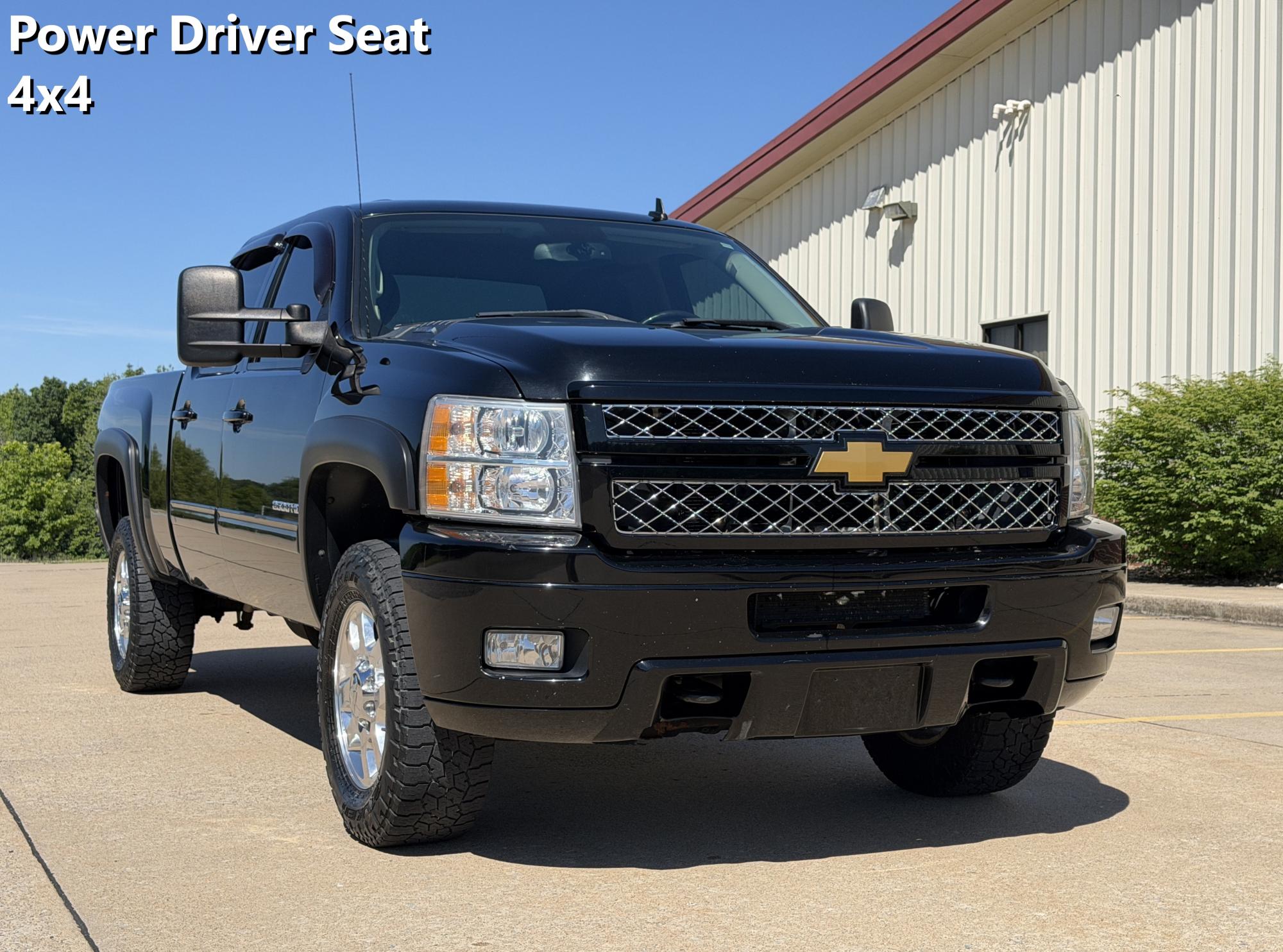 2012 Chevrolet Silverado 2500HD LT Crew Cab 4WD